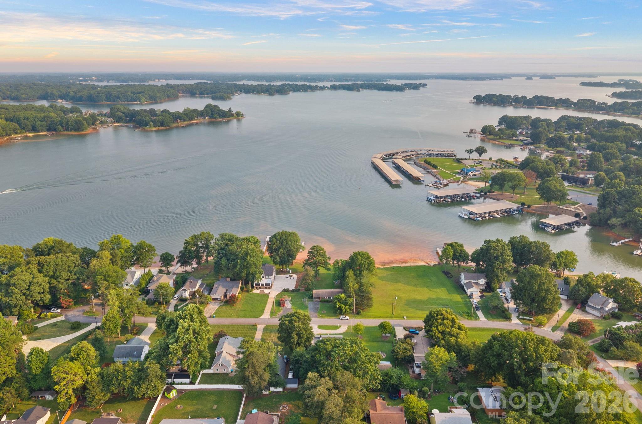 main property photo 40