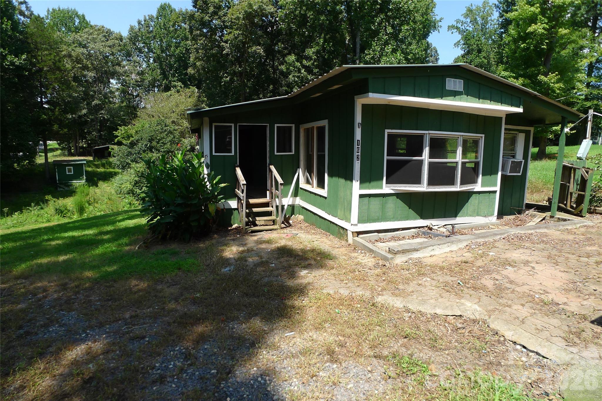main property photo 12