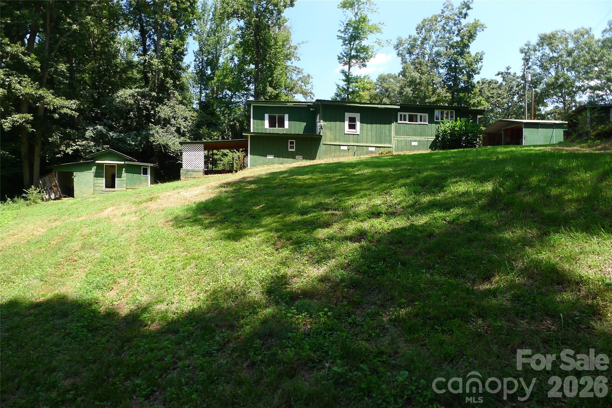 main property photo 13