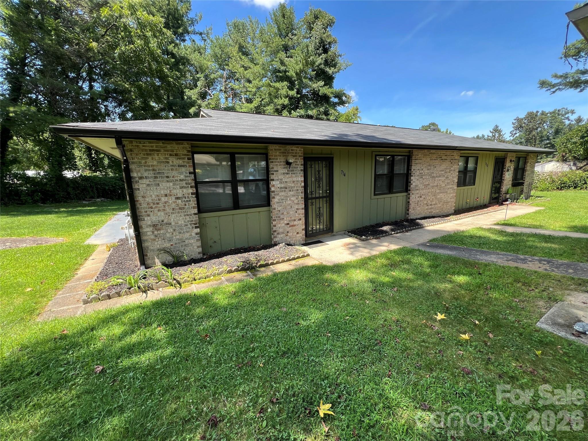 main property photo 0