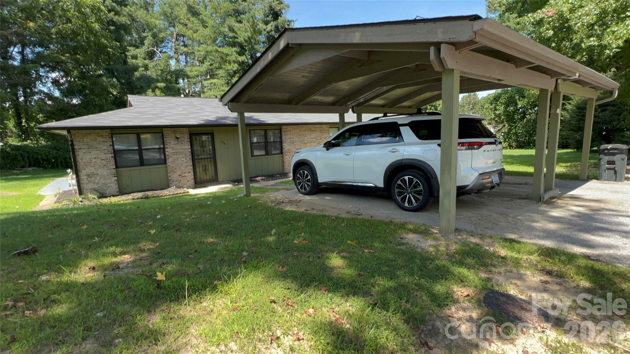 main property photo 1