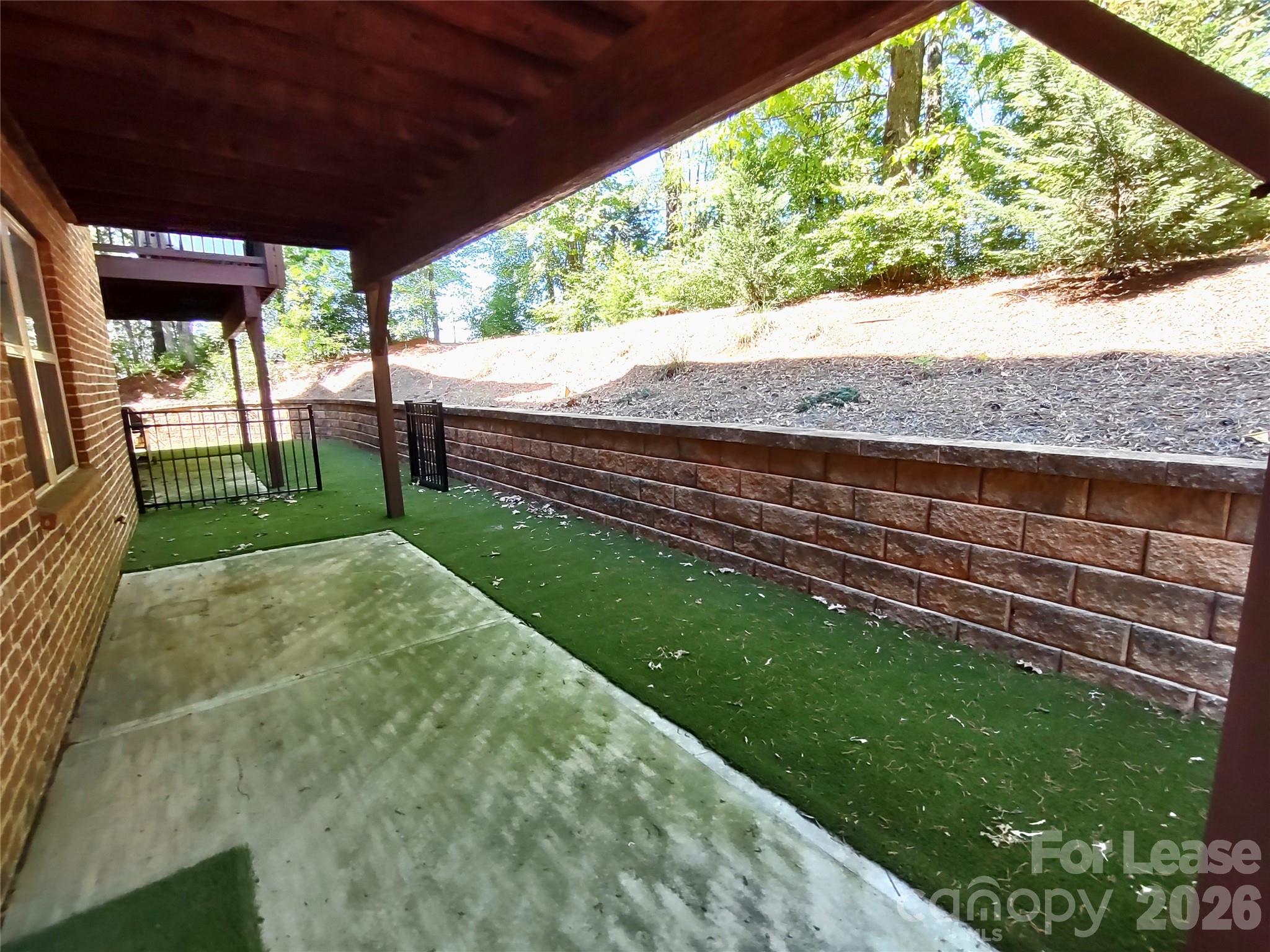 main property photo 36