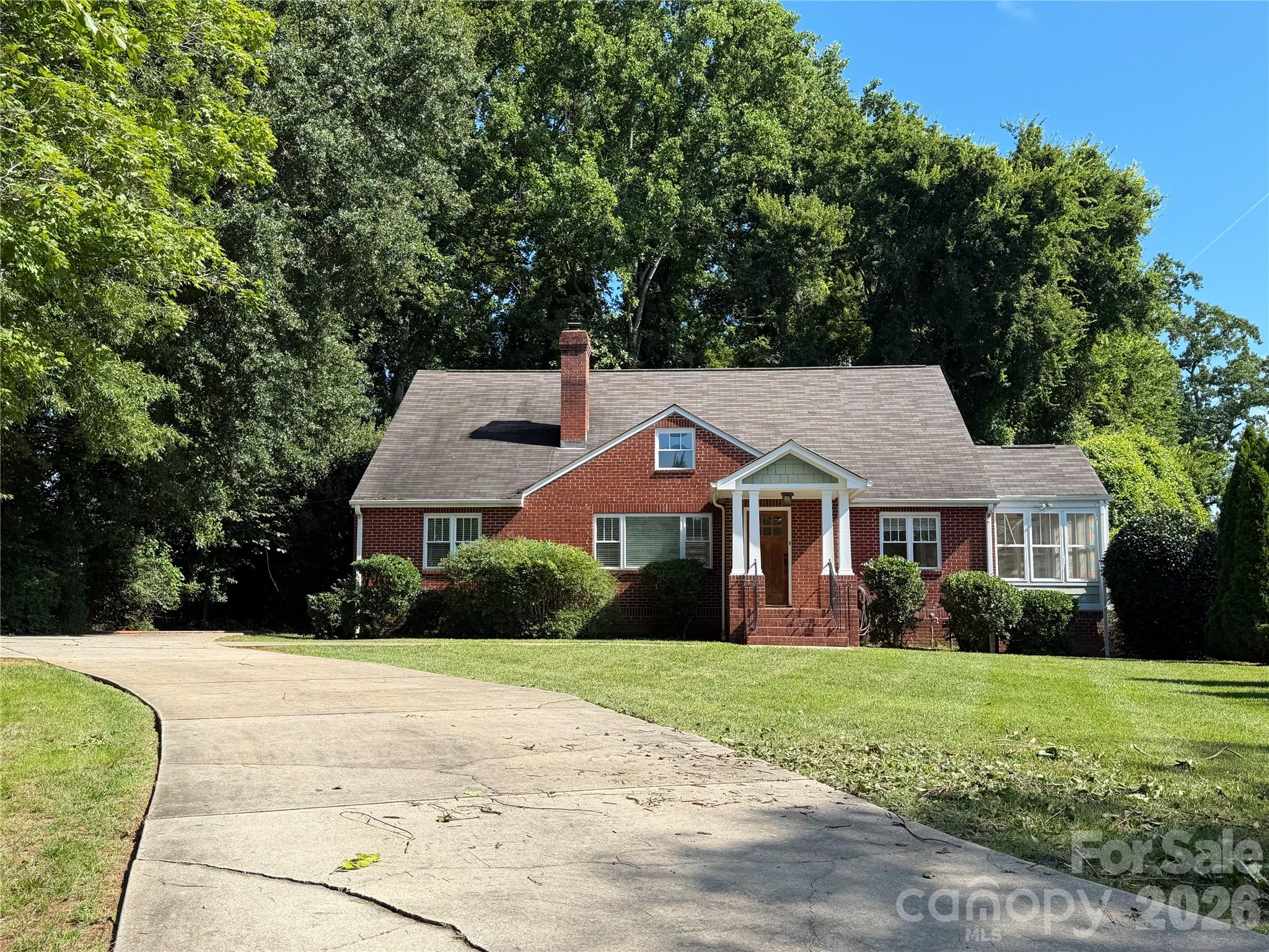 main property photo 1