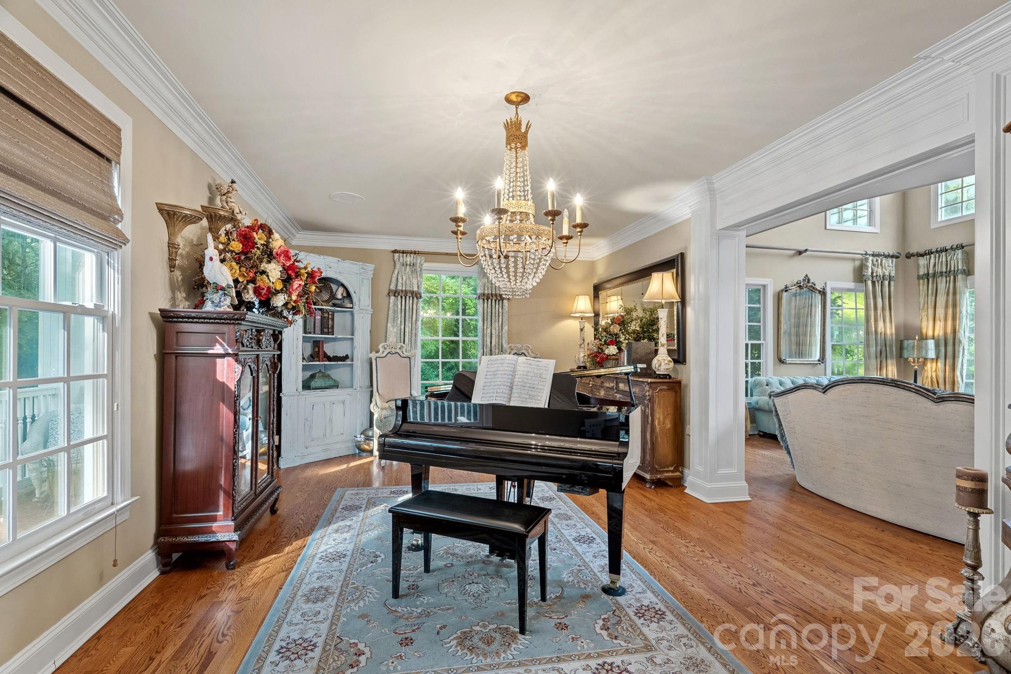 main property photo 11