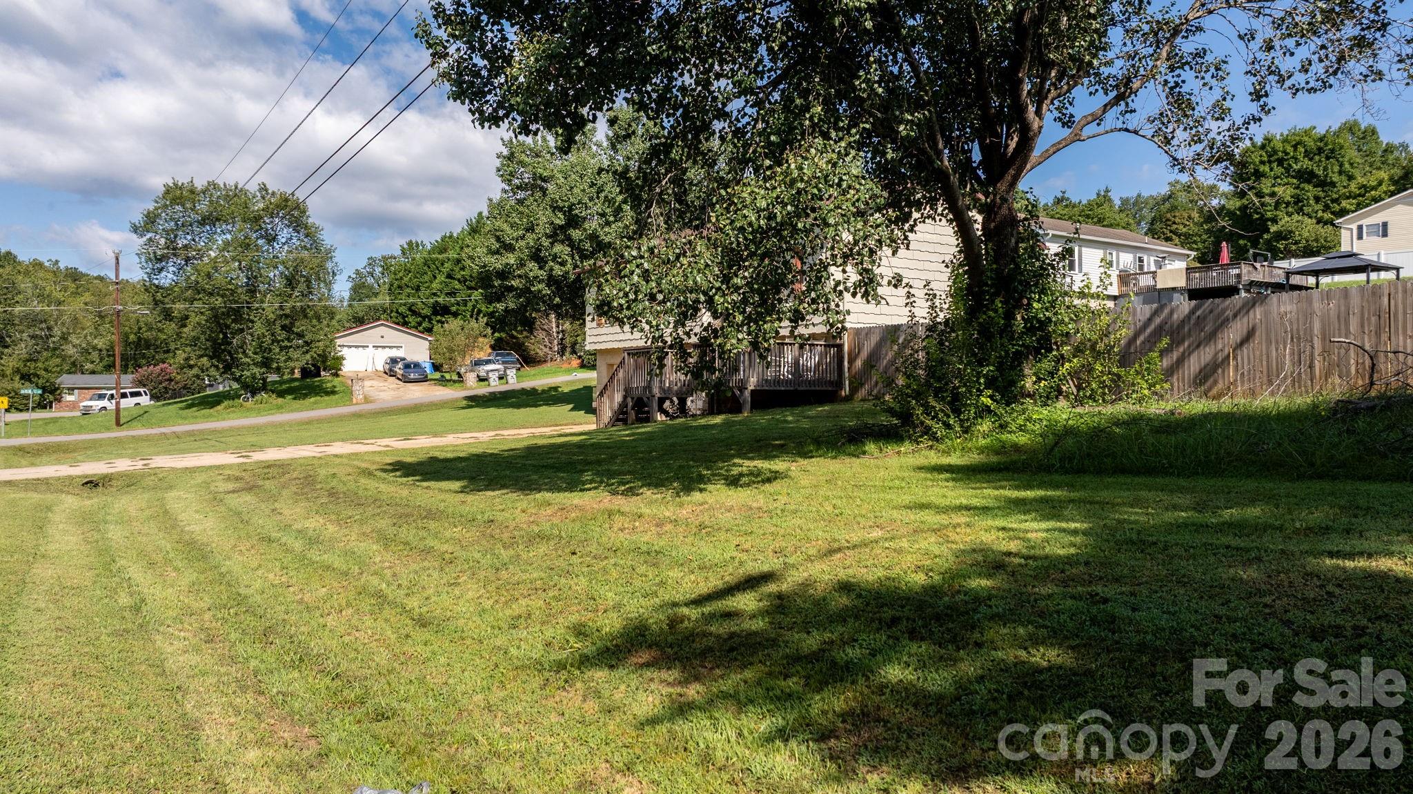 main property photo 24