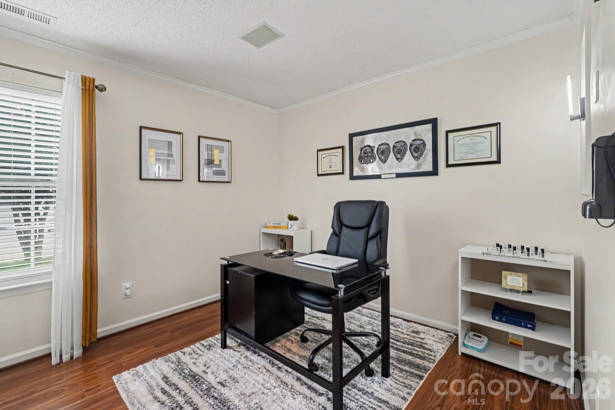main property photo 13