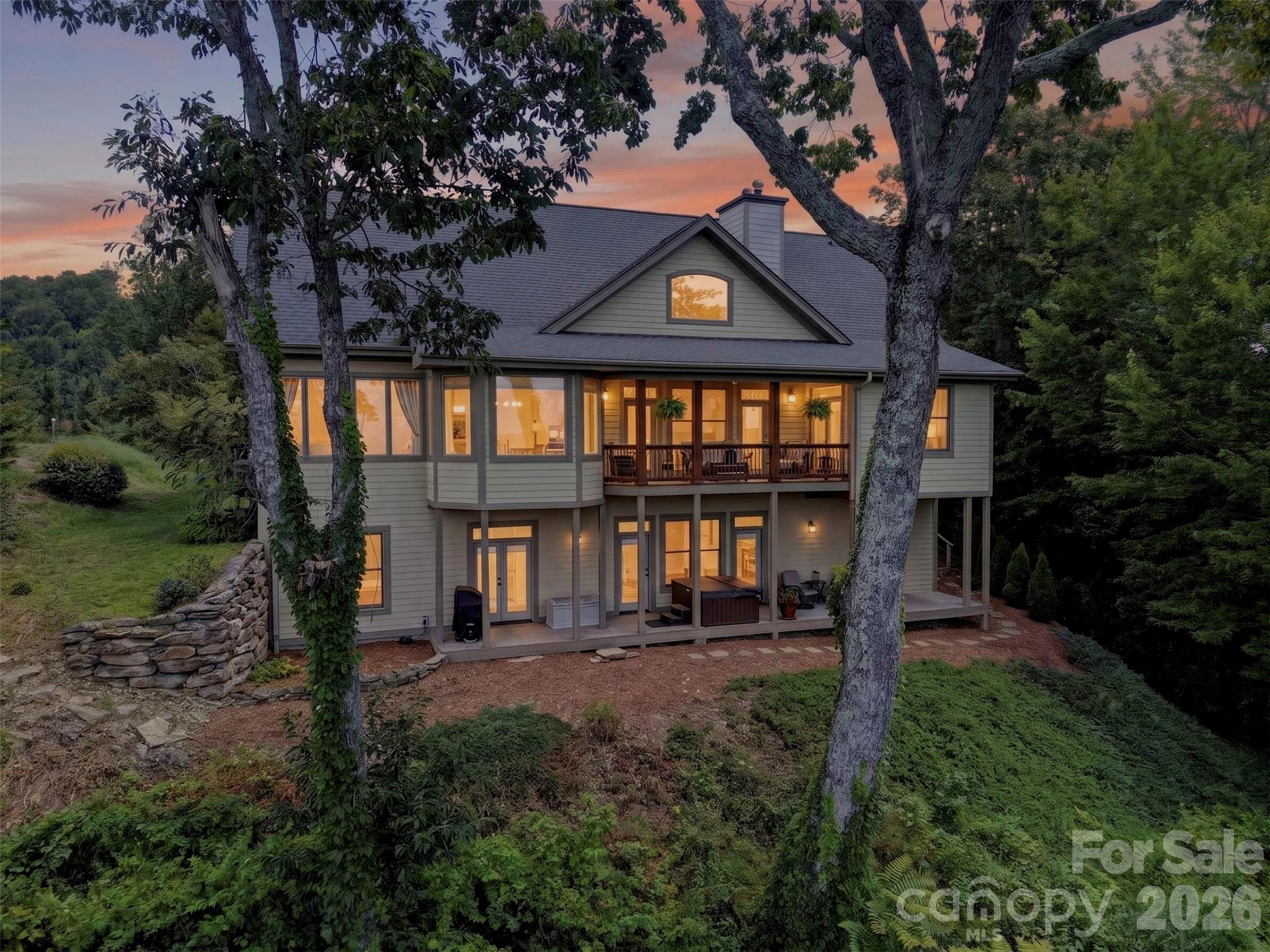 main property photo 10