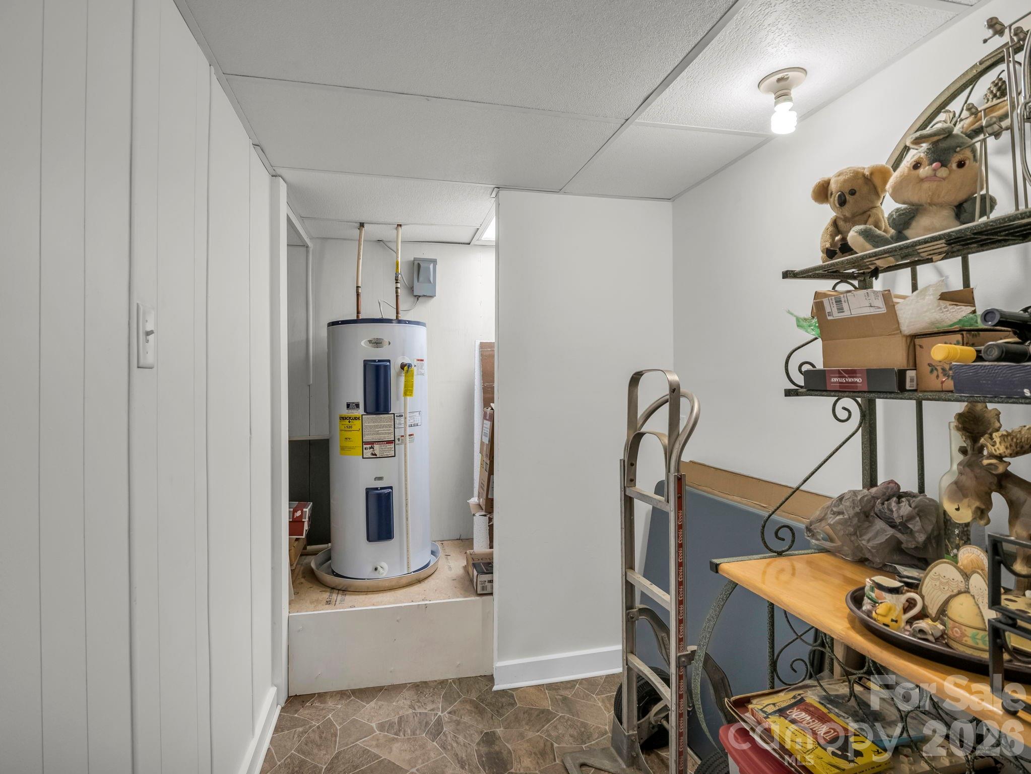 main property photo 31