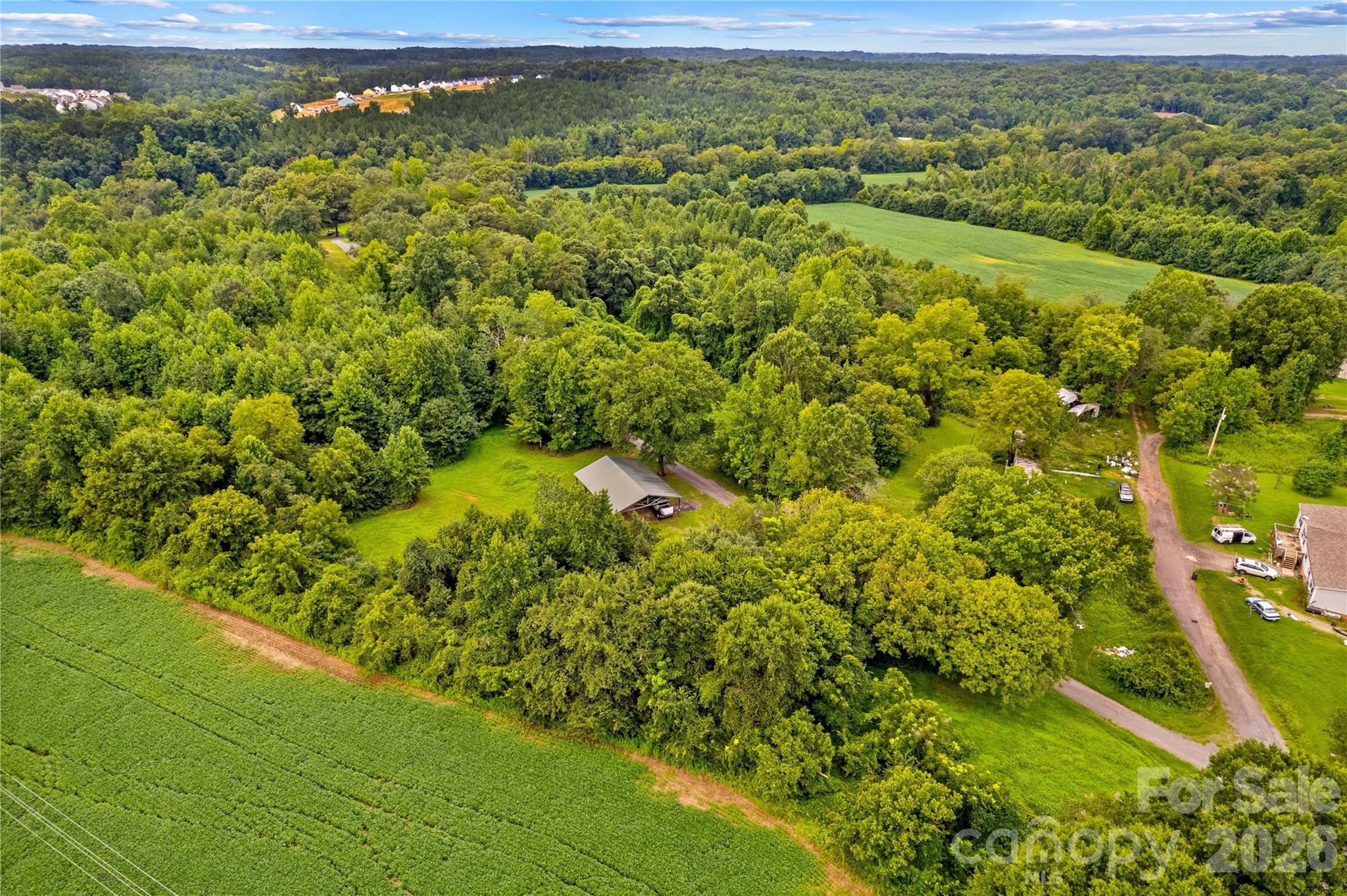 main property photo 13