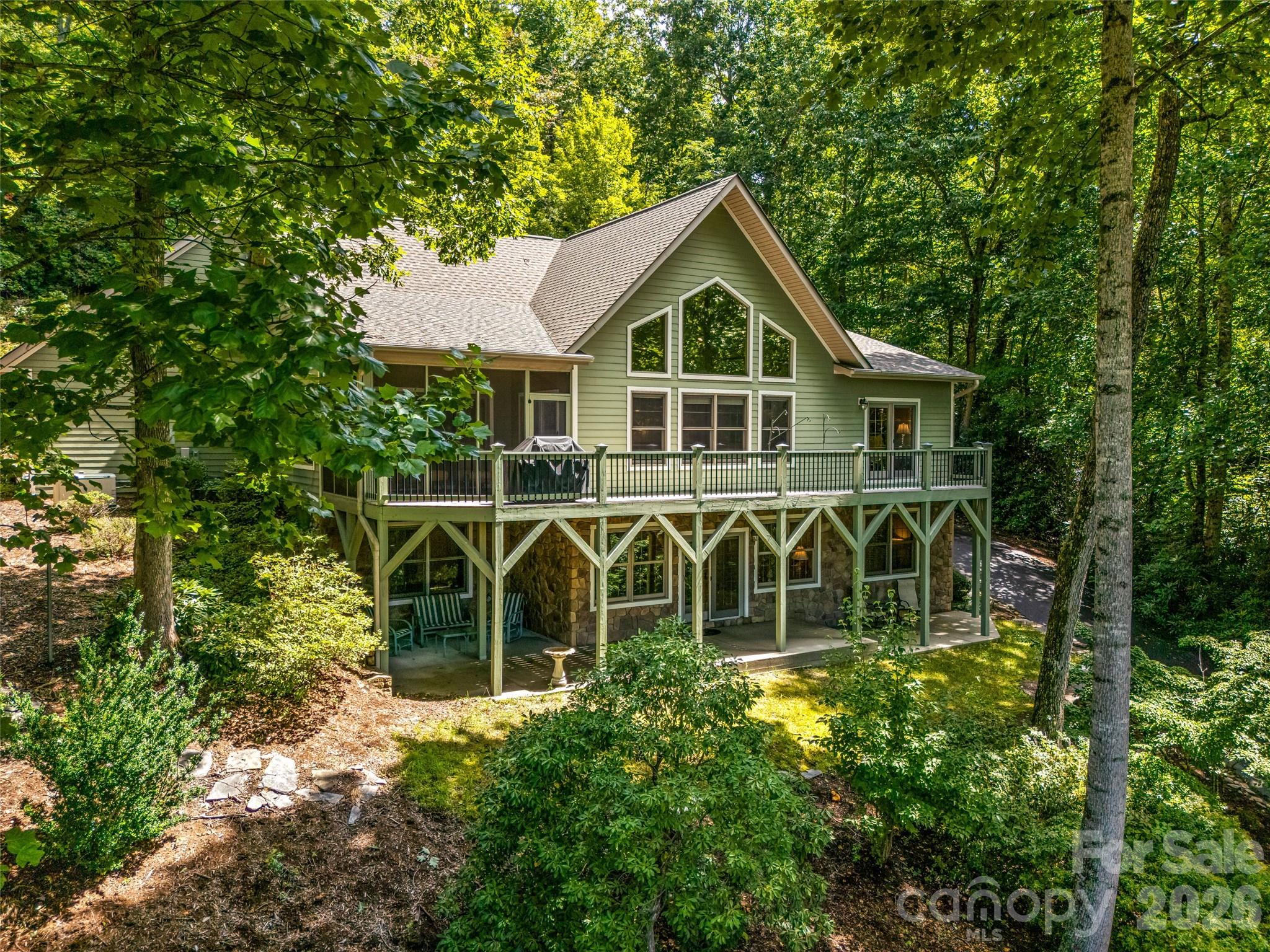main property photo 10