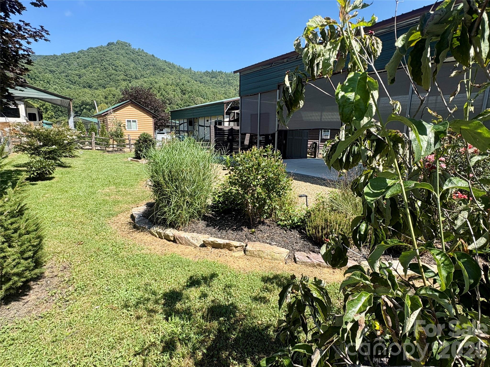 main property photo 12