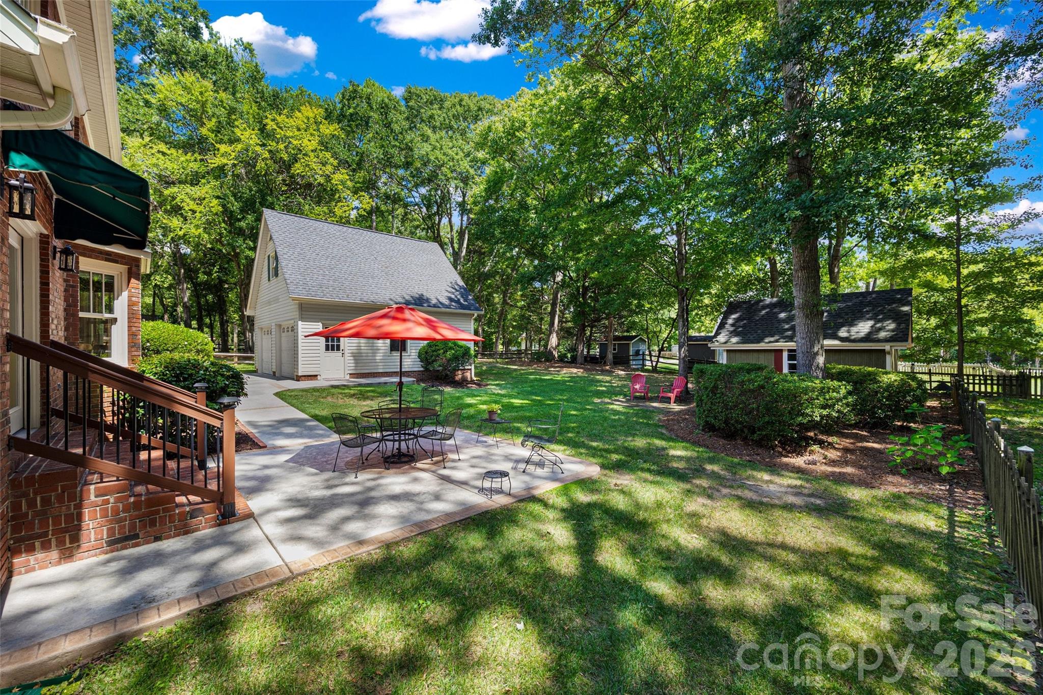main property photo 24