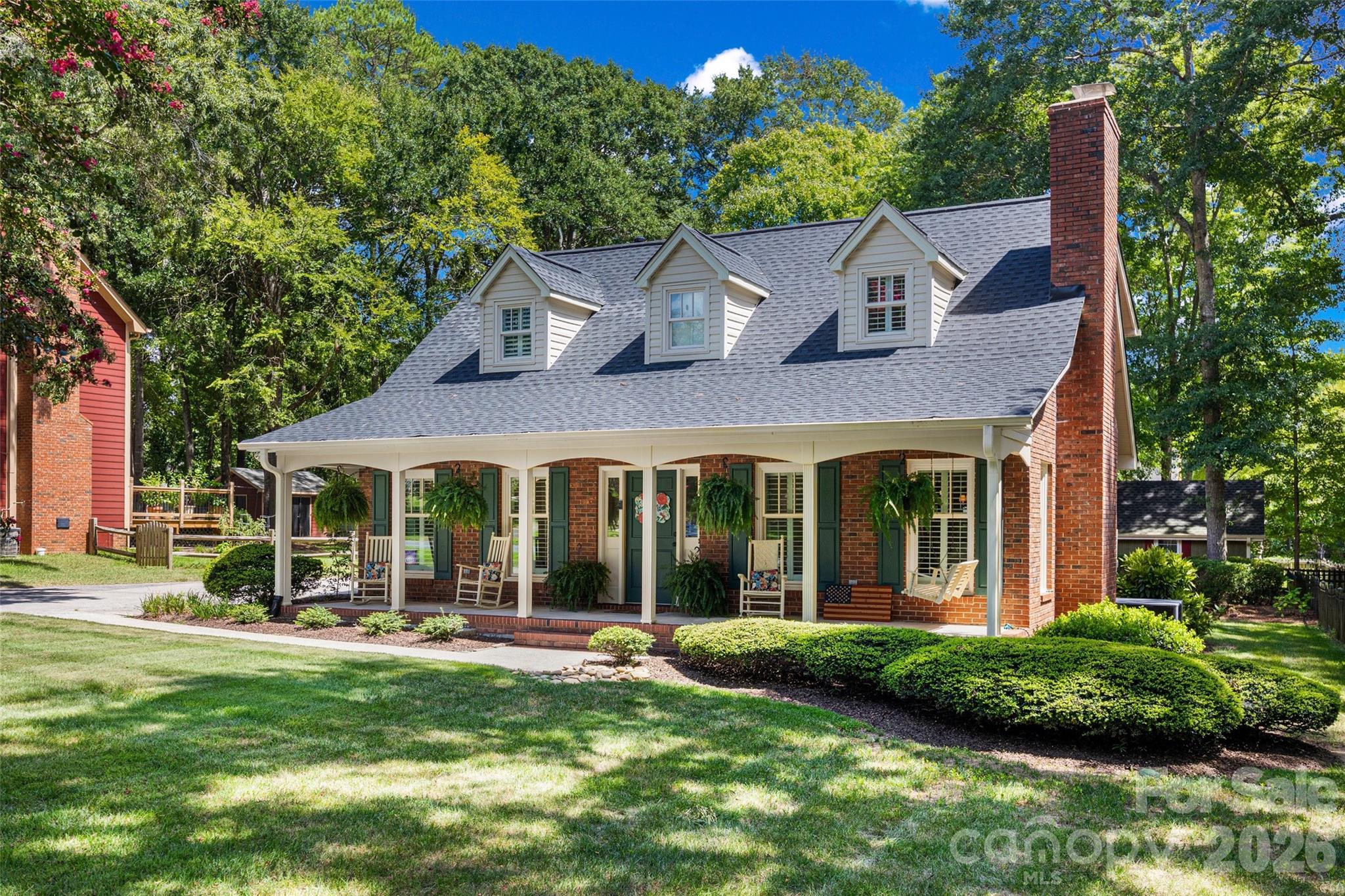 main property photo 30