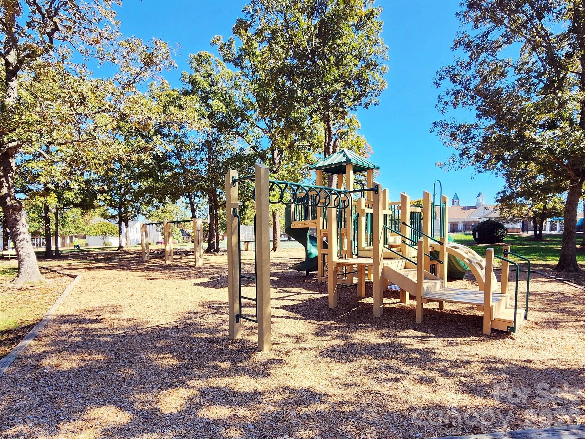 main property photo 36