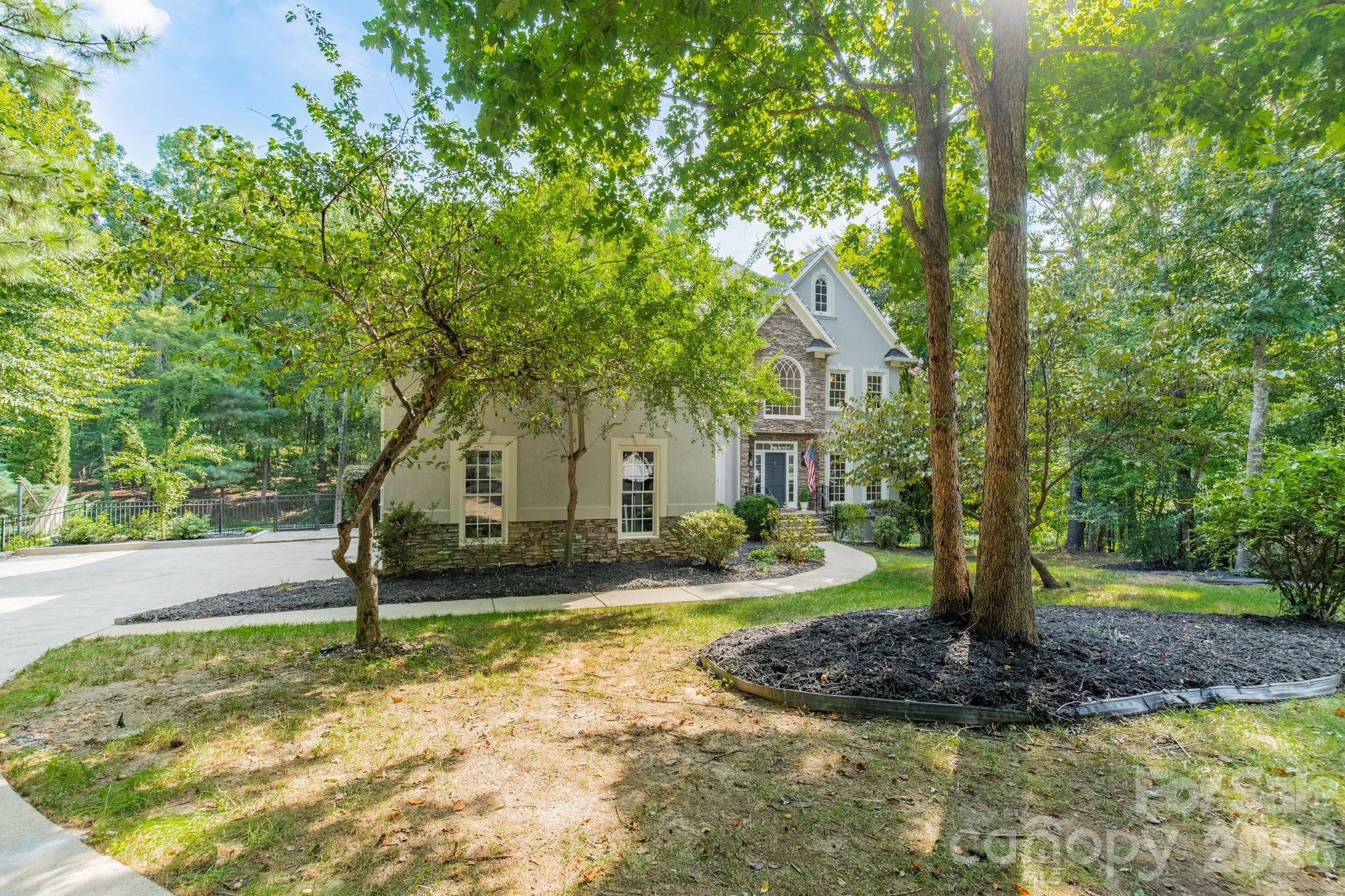 main property photo 47