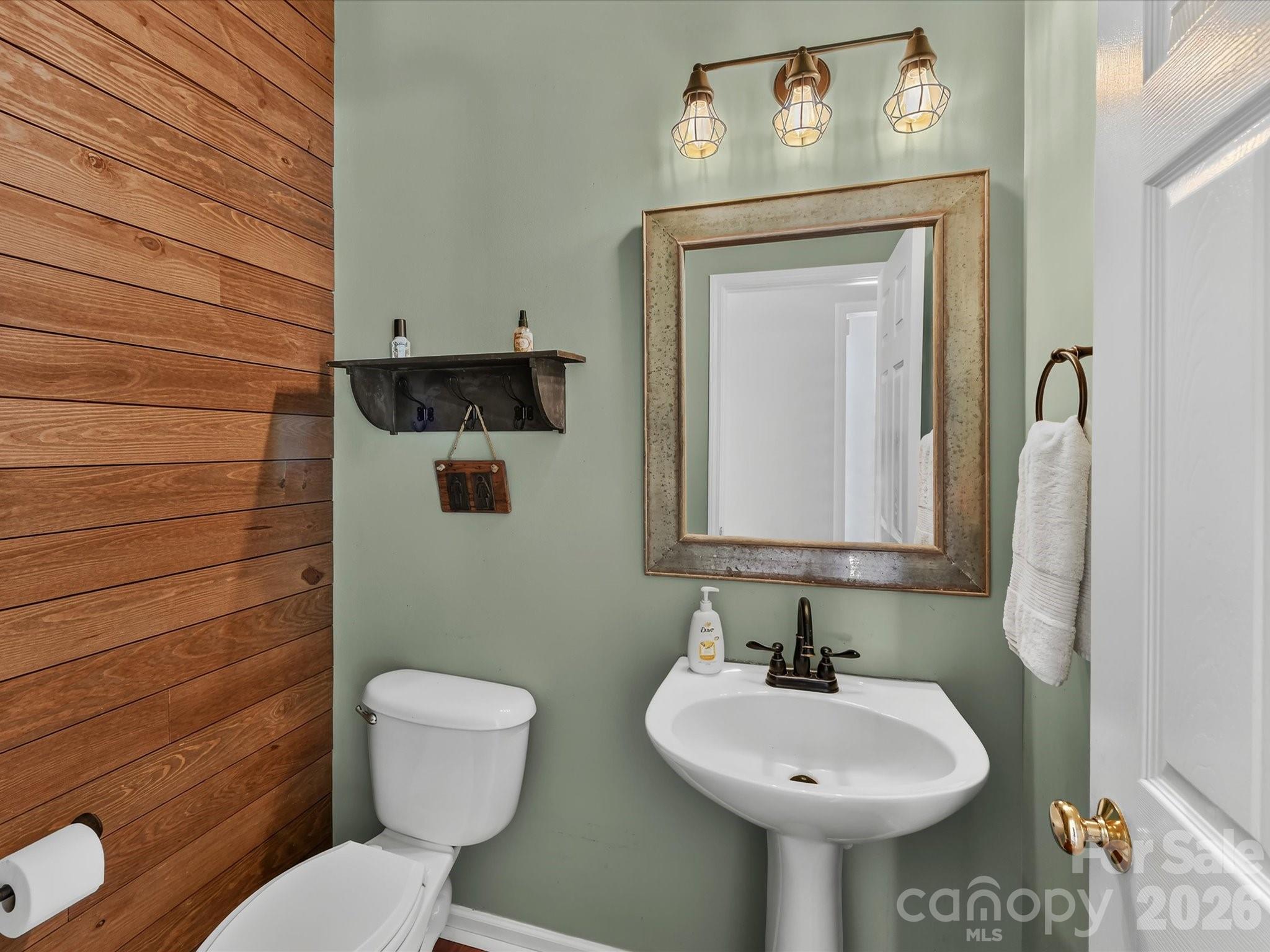 main property photo 15