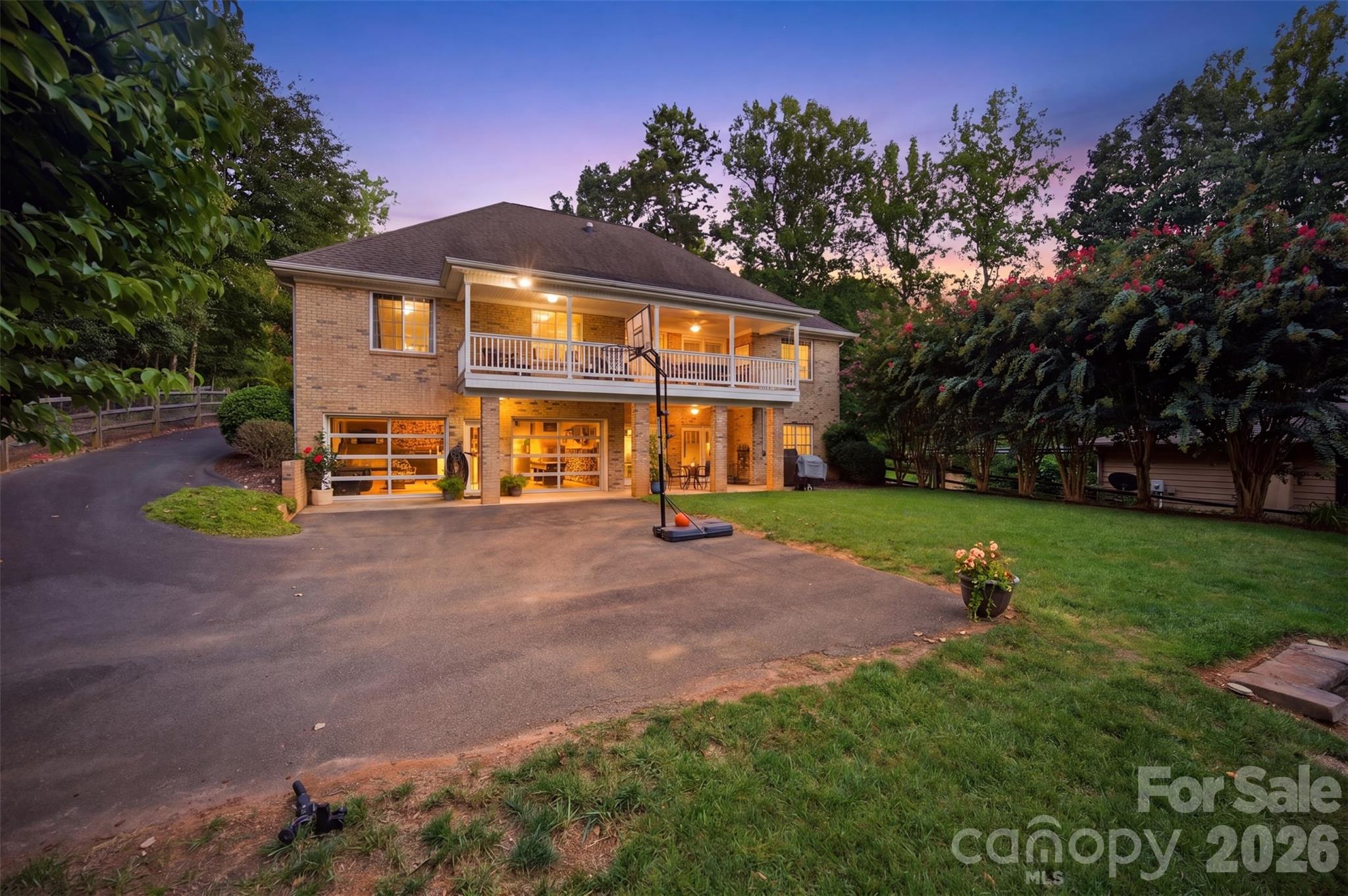 main property photo 40