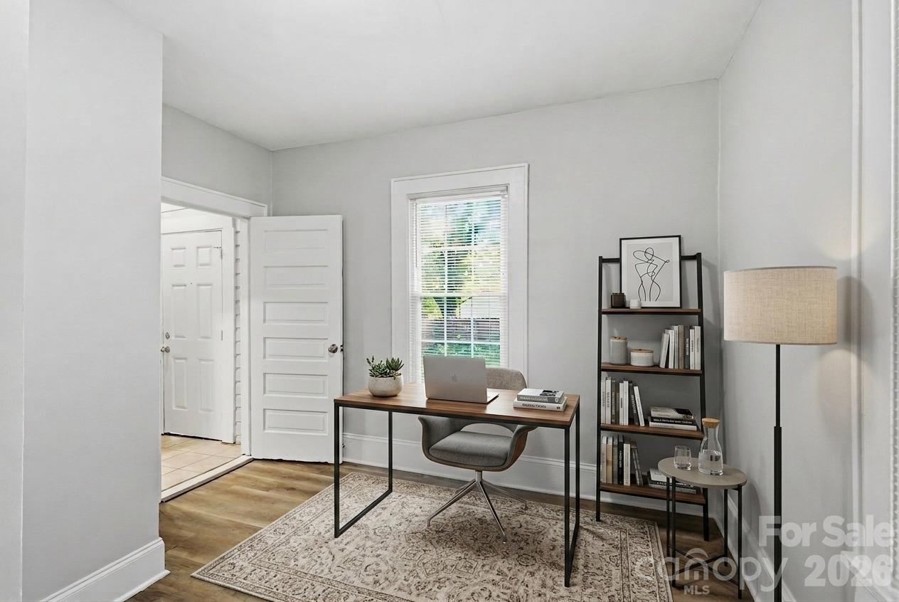 main property photo 4