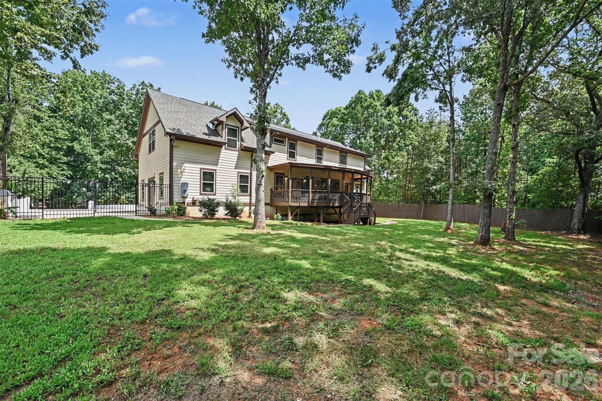 main property photo 35