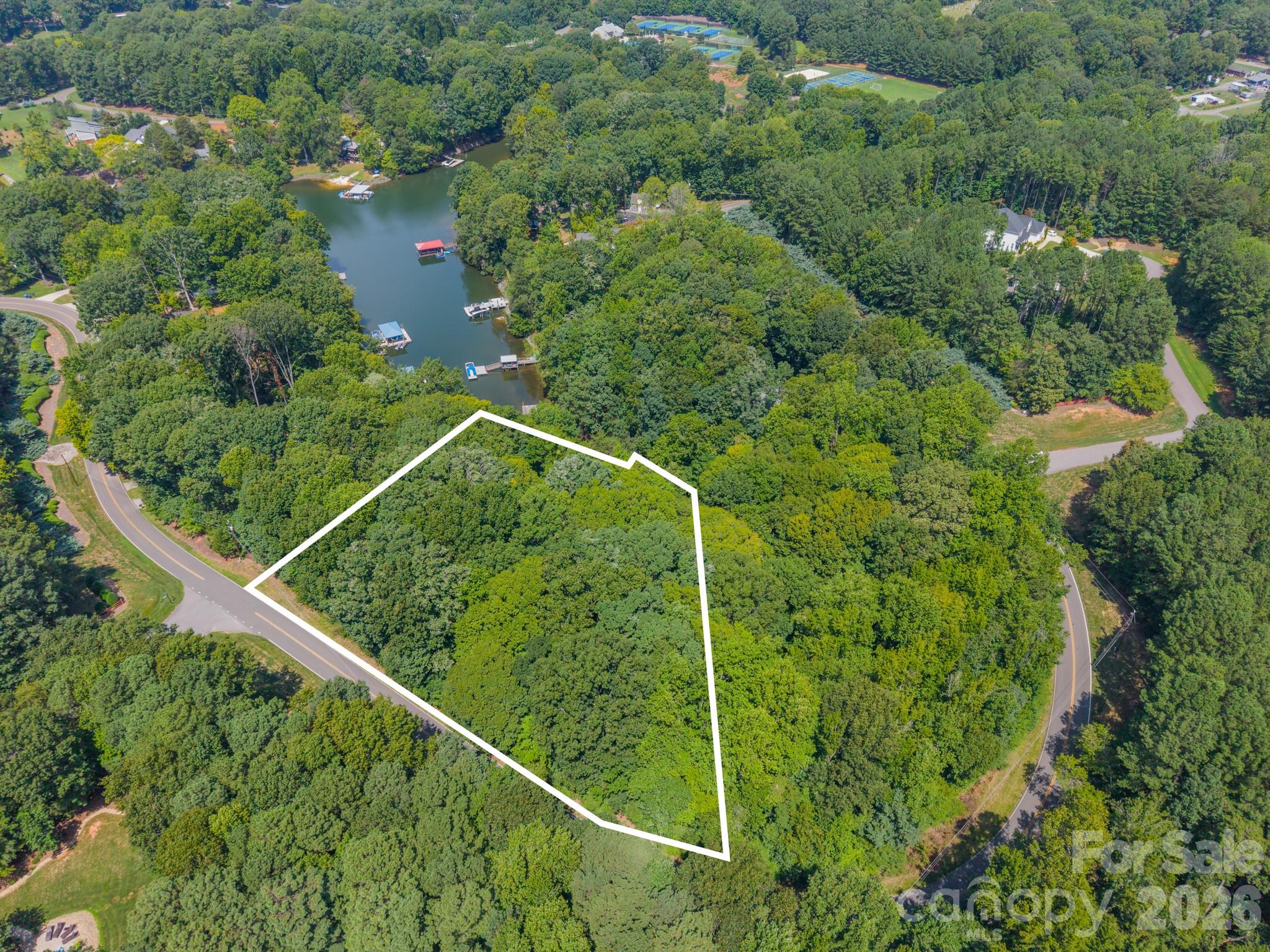 main property photo 10