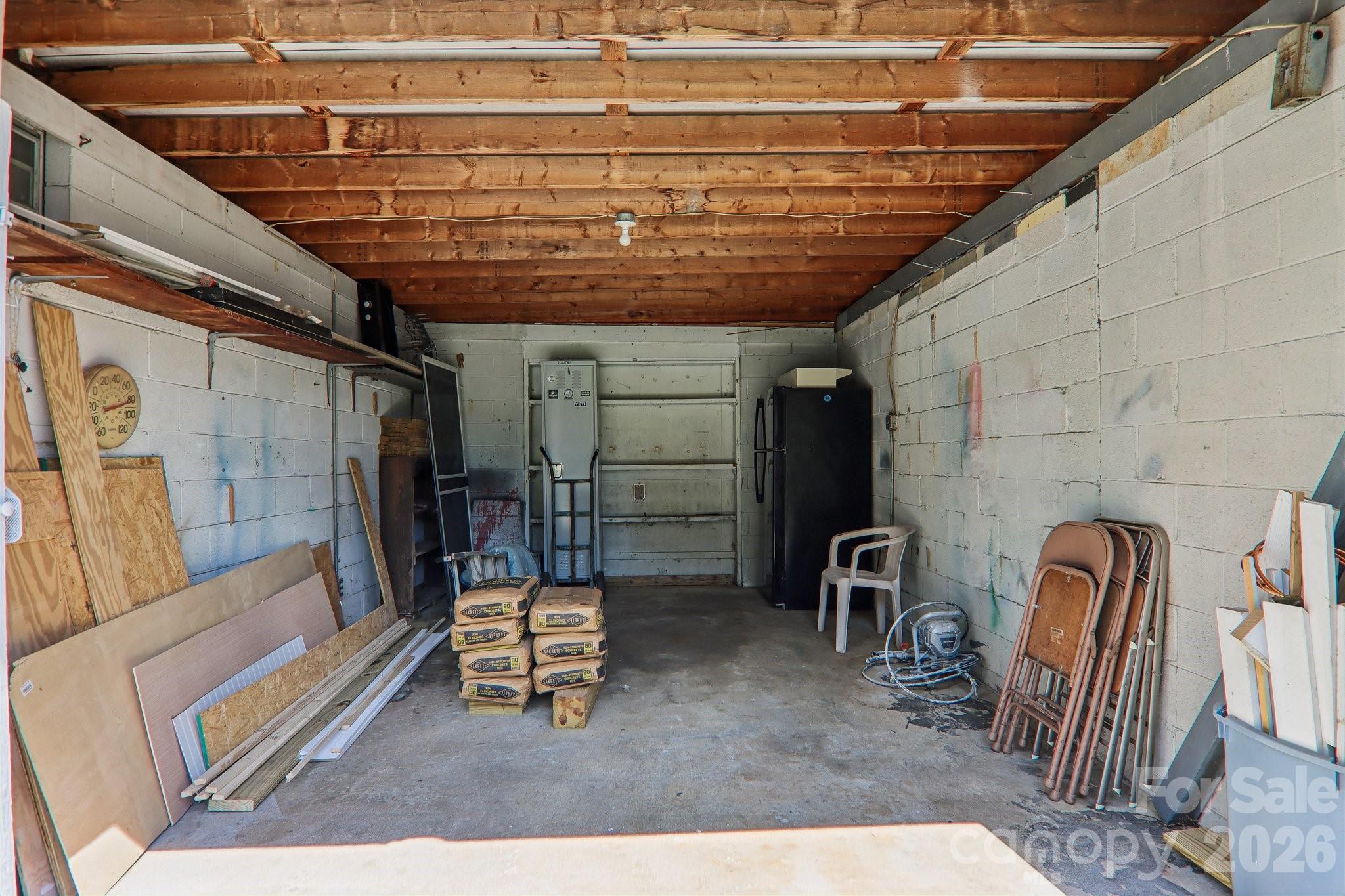 main property photo 34