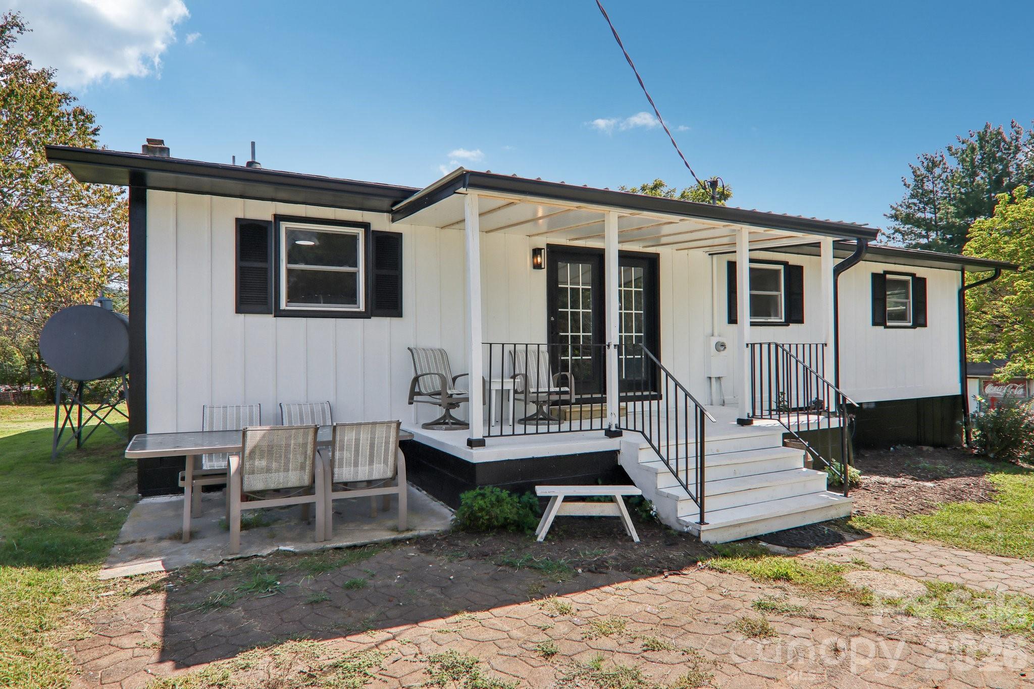 main property photo 35