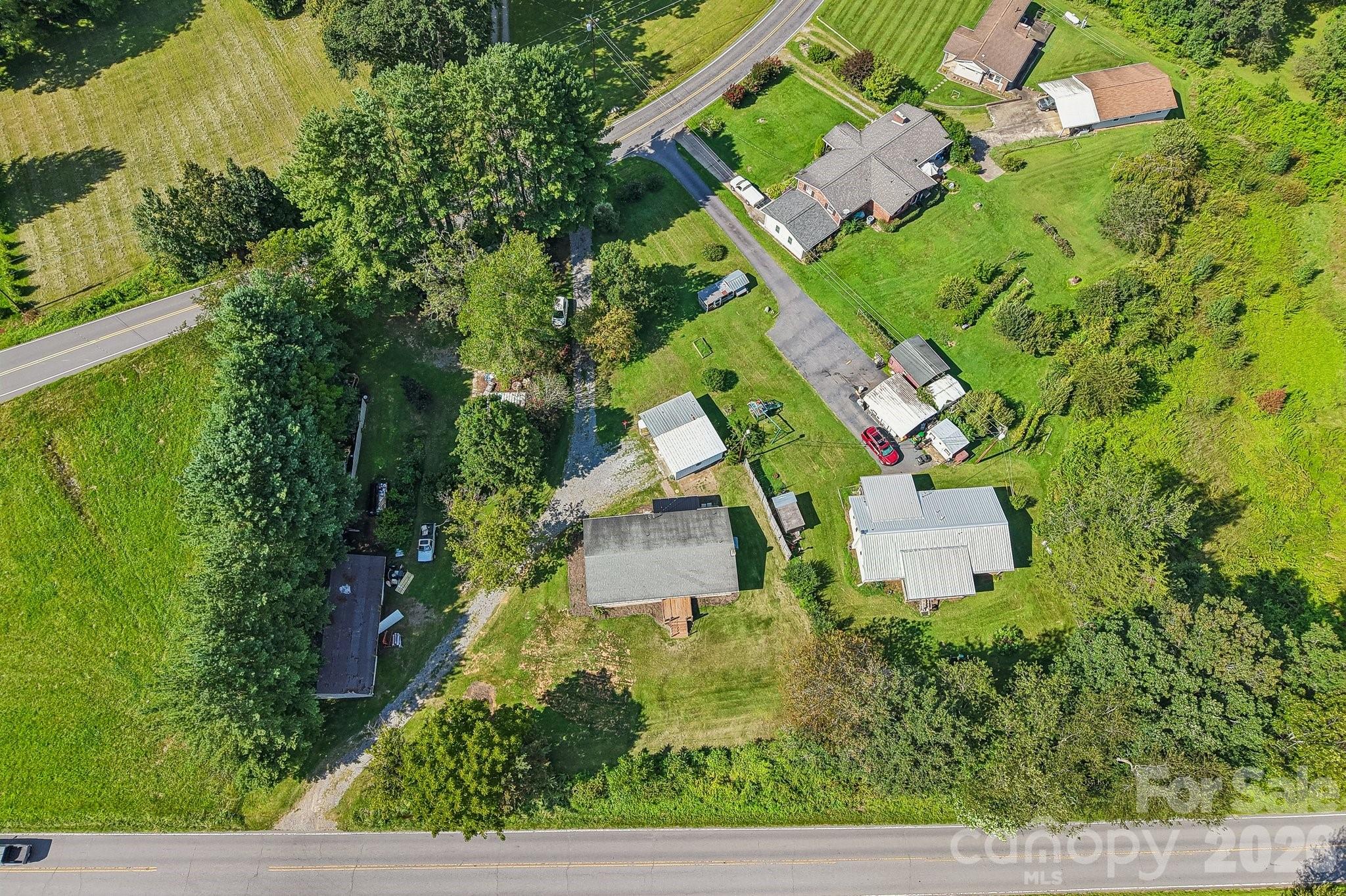 main property photo 37