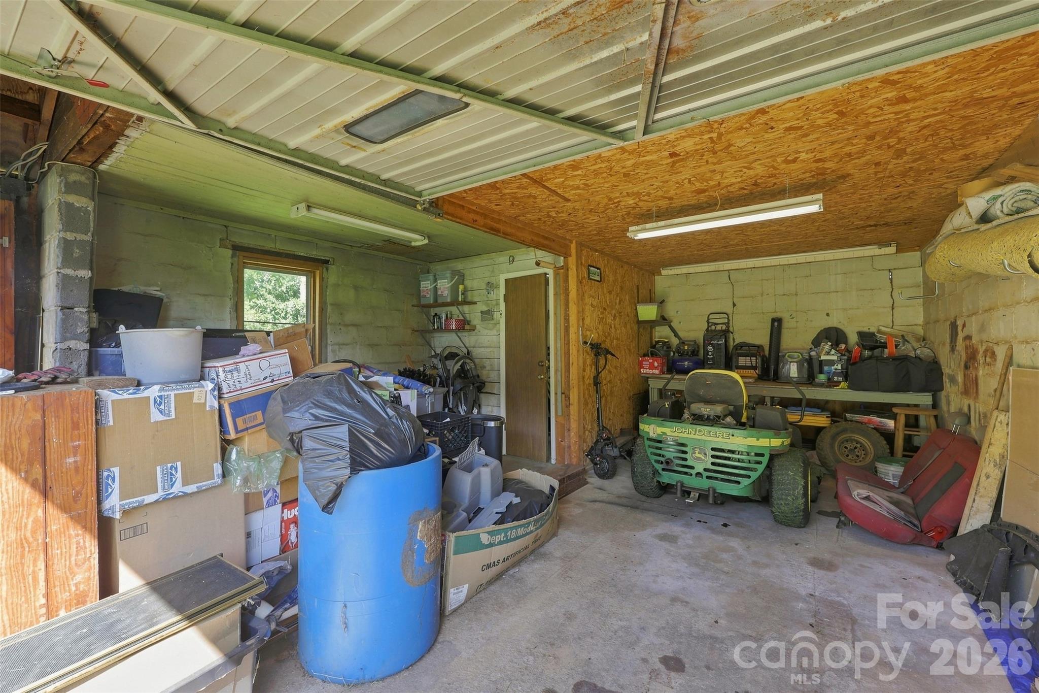 main property photo 26