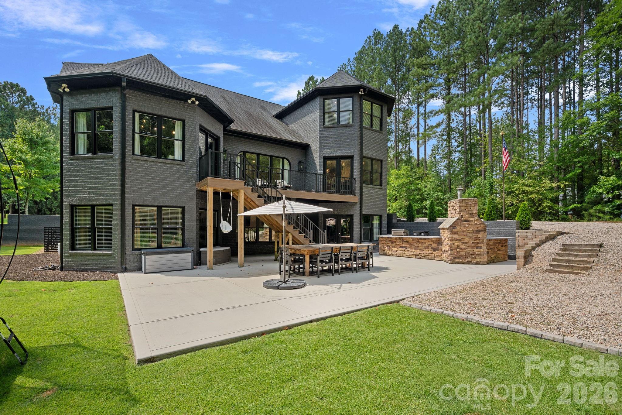 main property photo 43