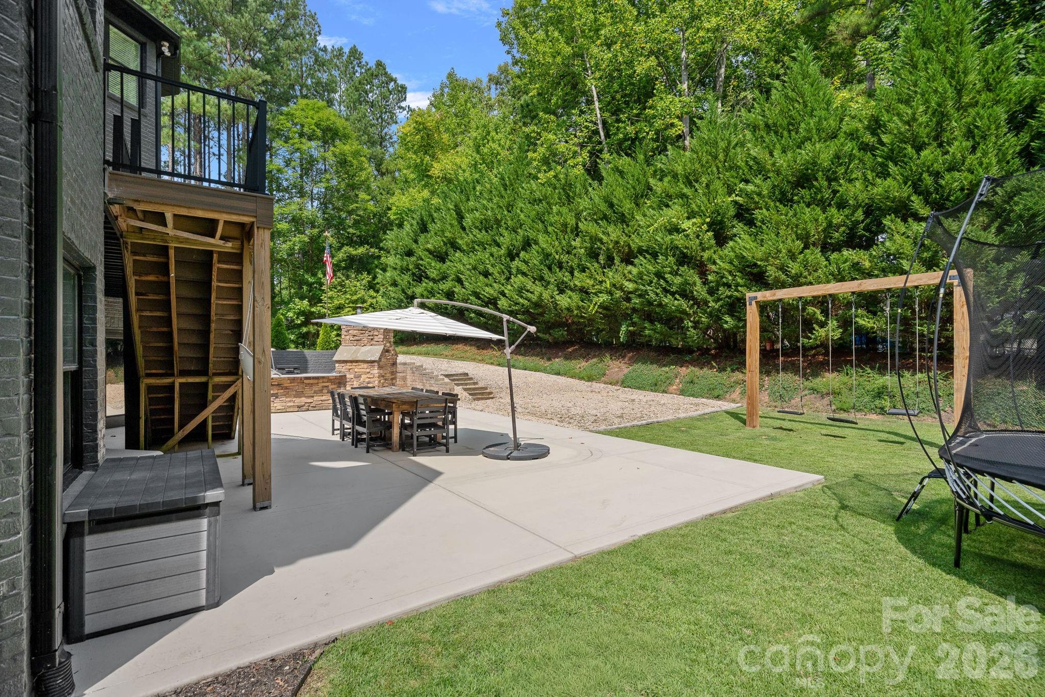 main property photo 47