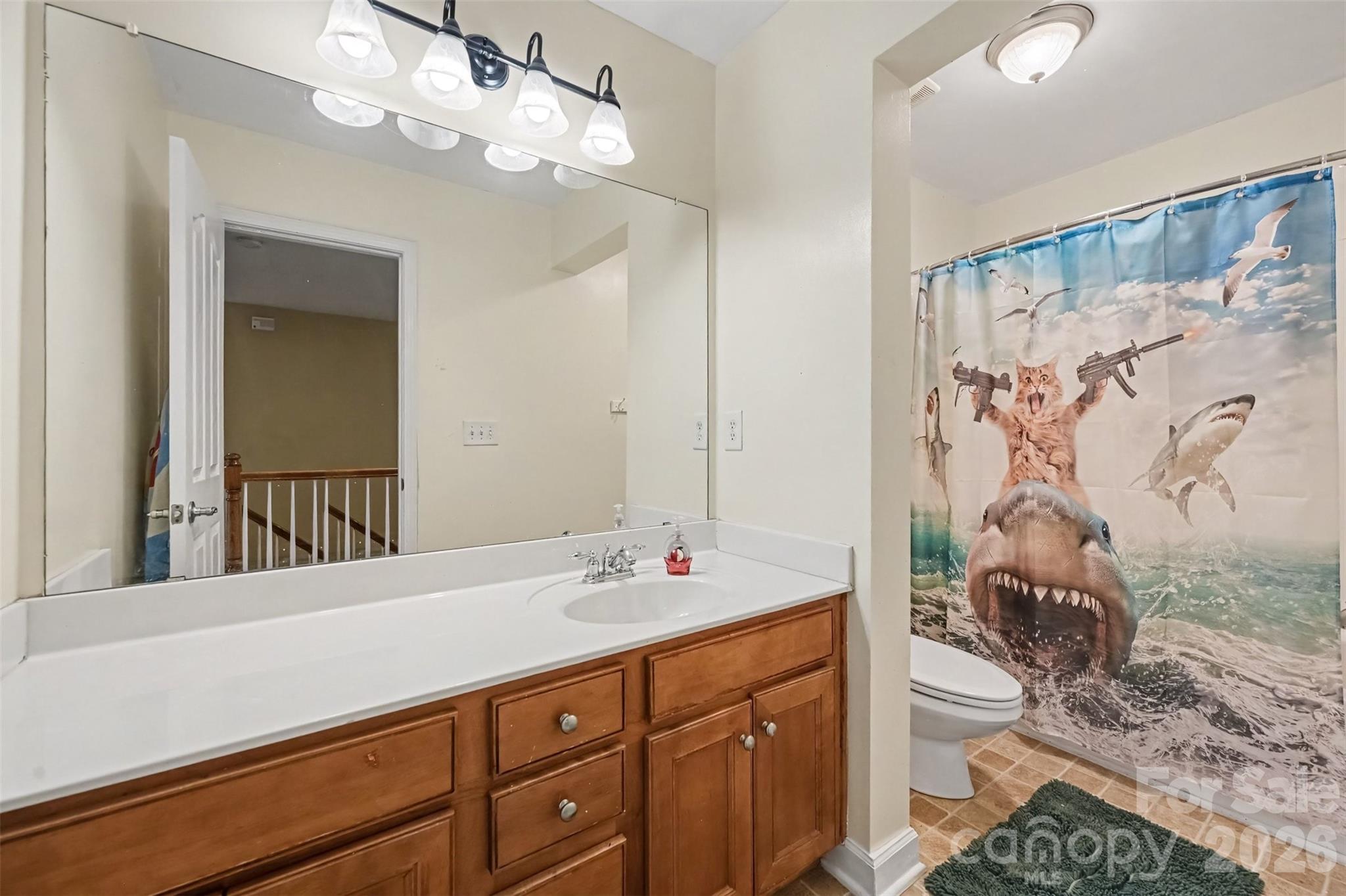main property photo 30