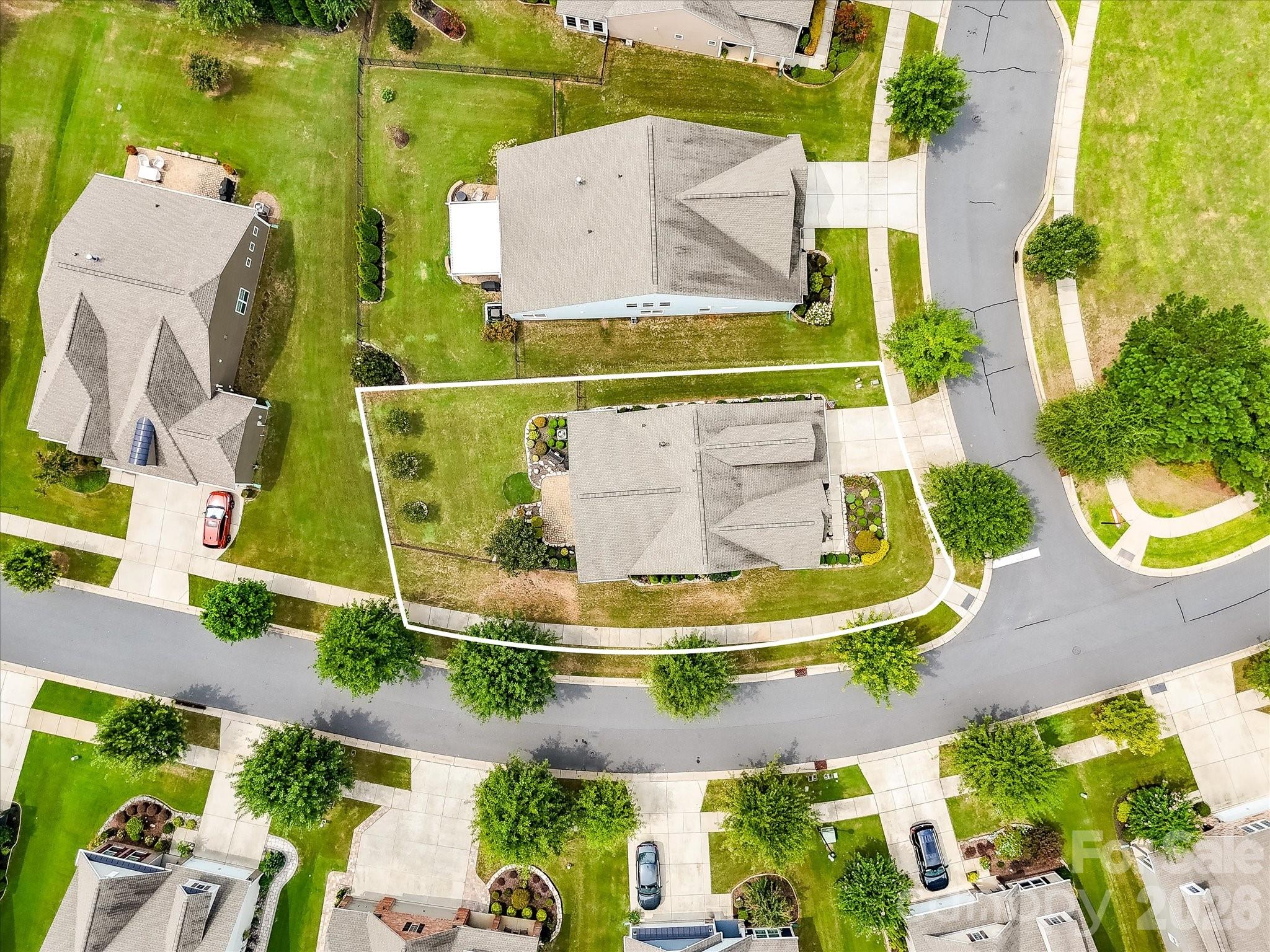 main property photo 32