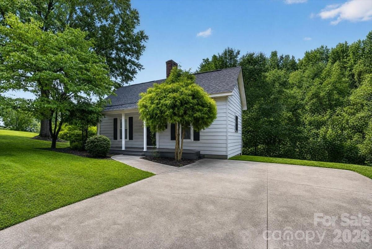 main property photo 17