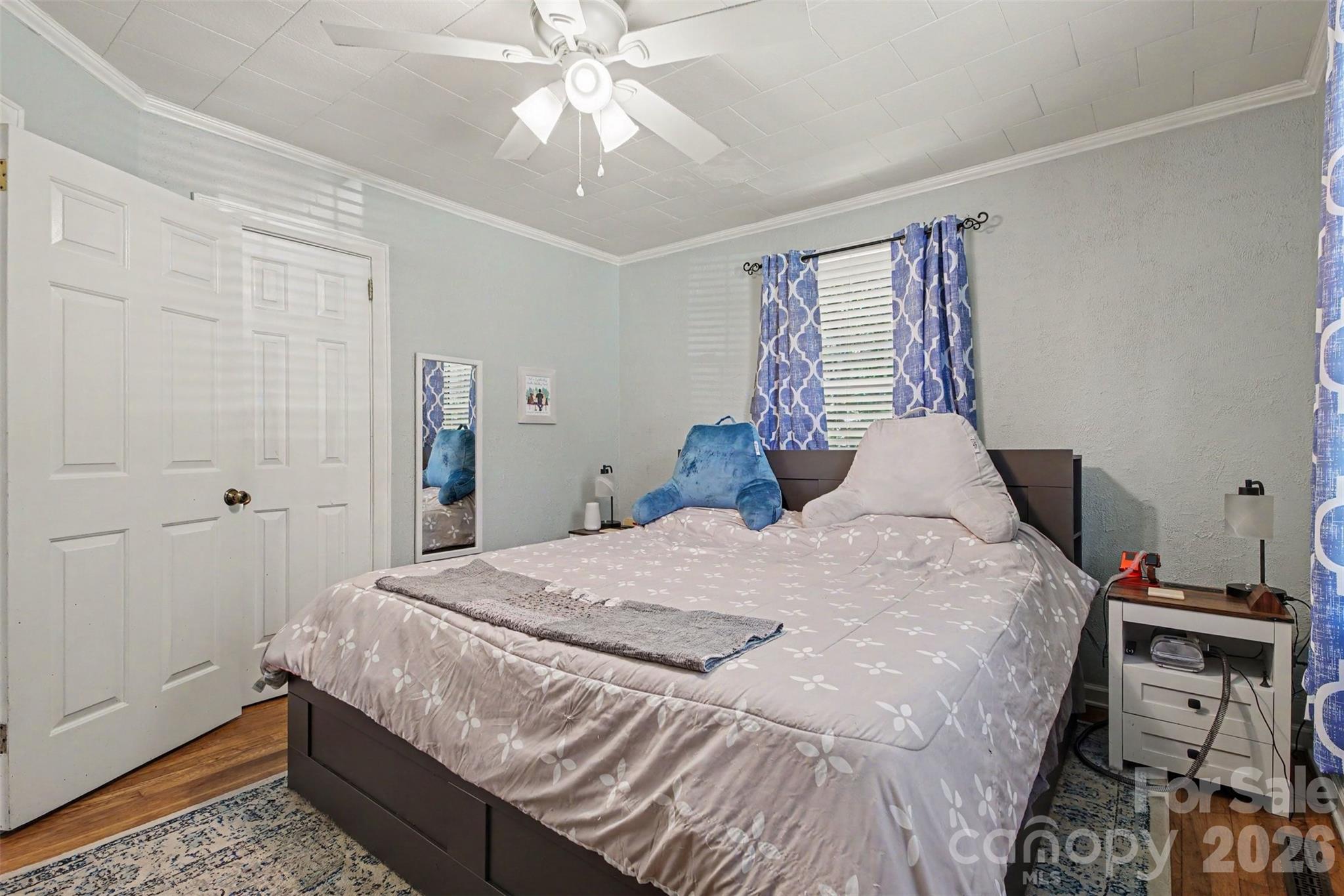 main property photo 18