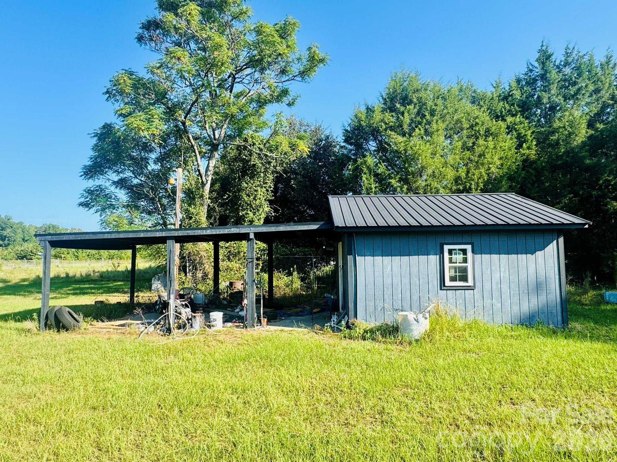 main property photo 22