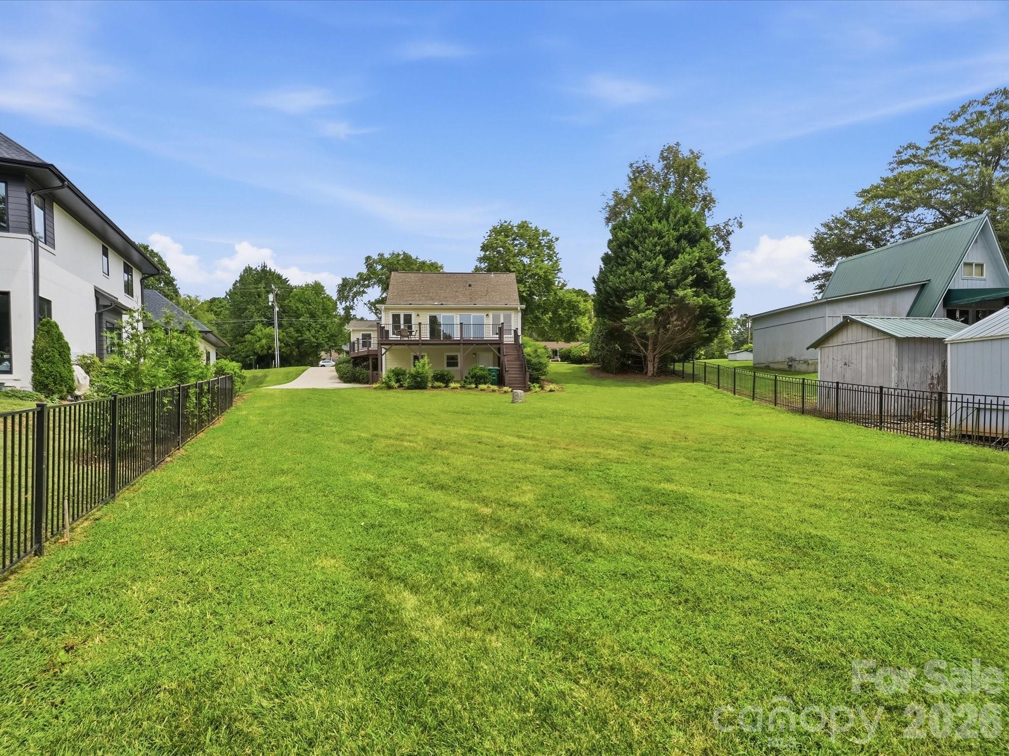 main property photo 37