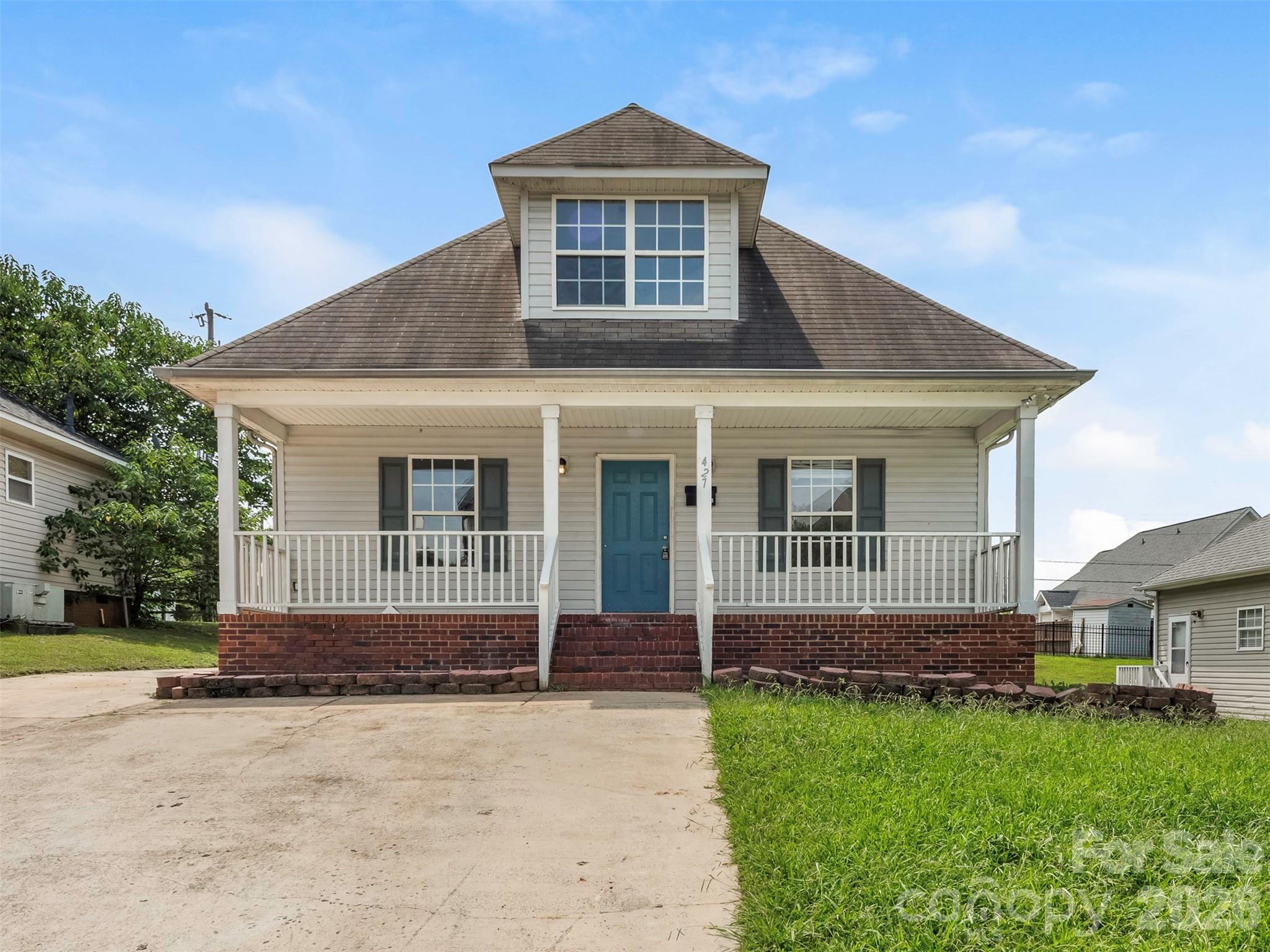 main property photo 0