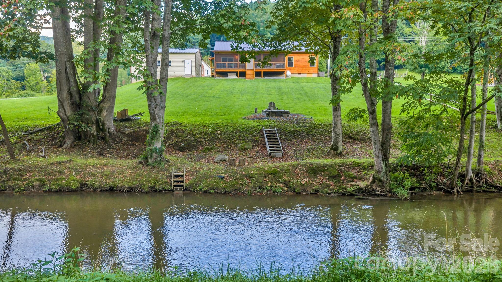 main property photo 41