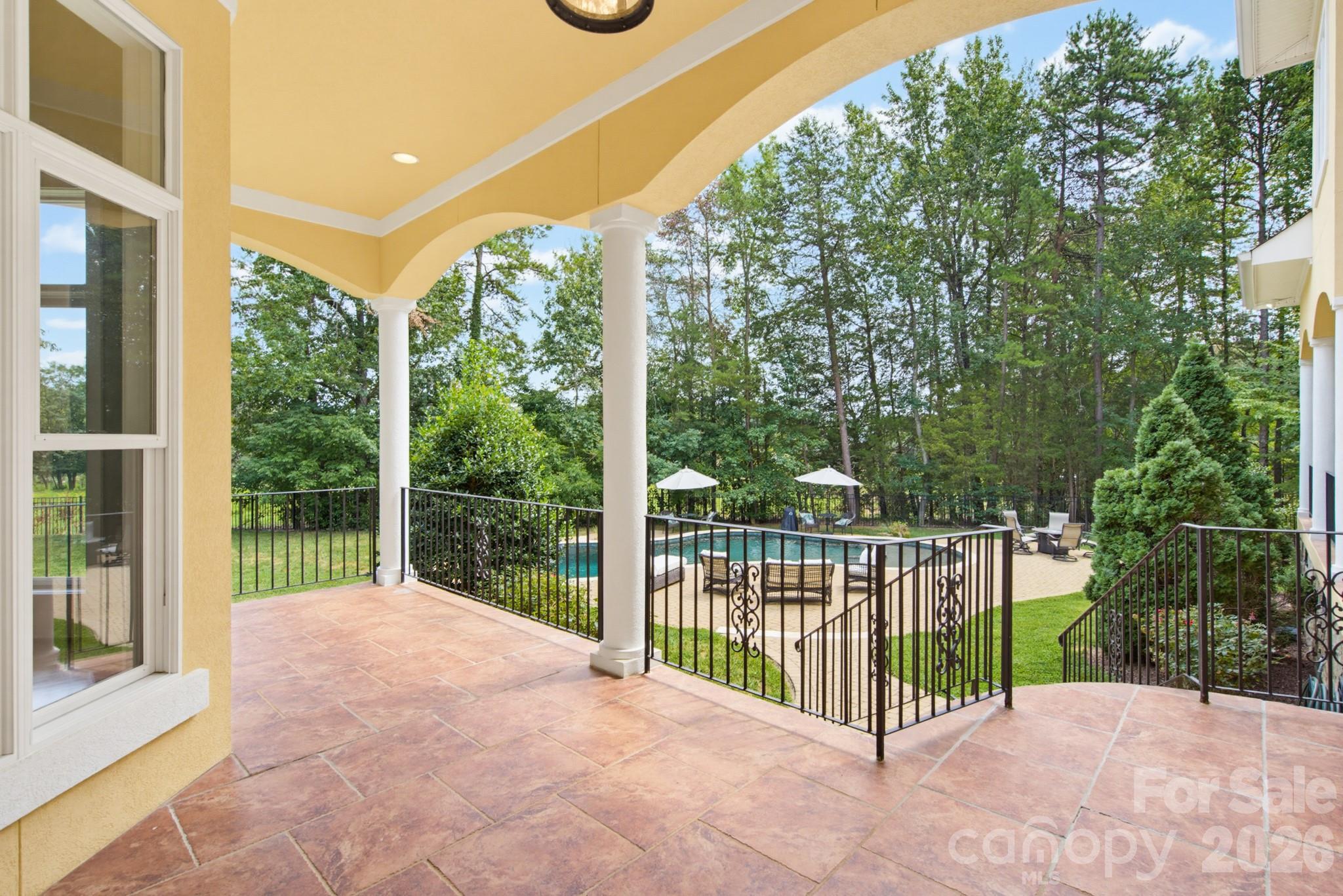main property photo 40