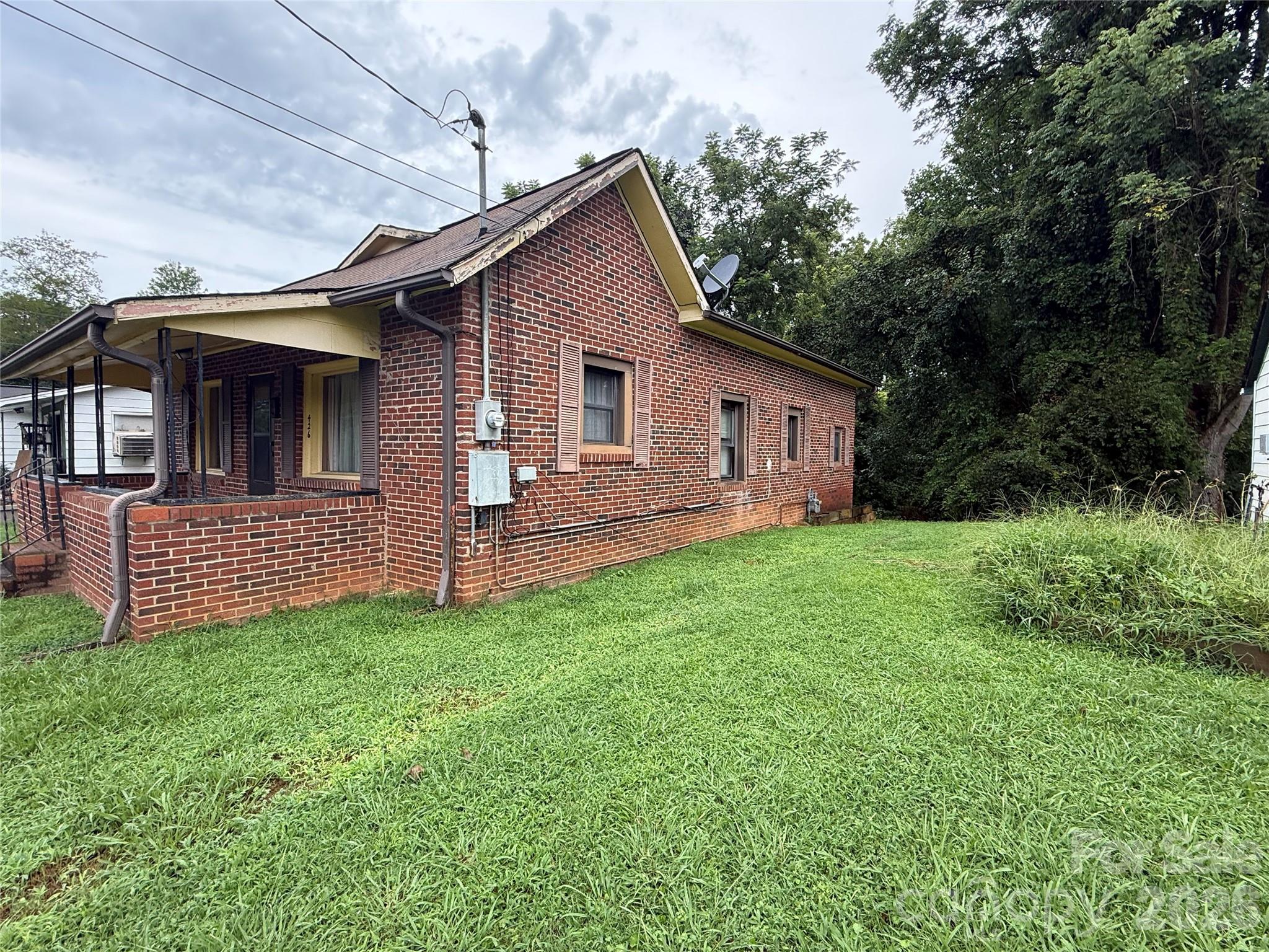 main property photo 2