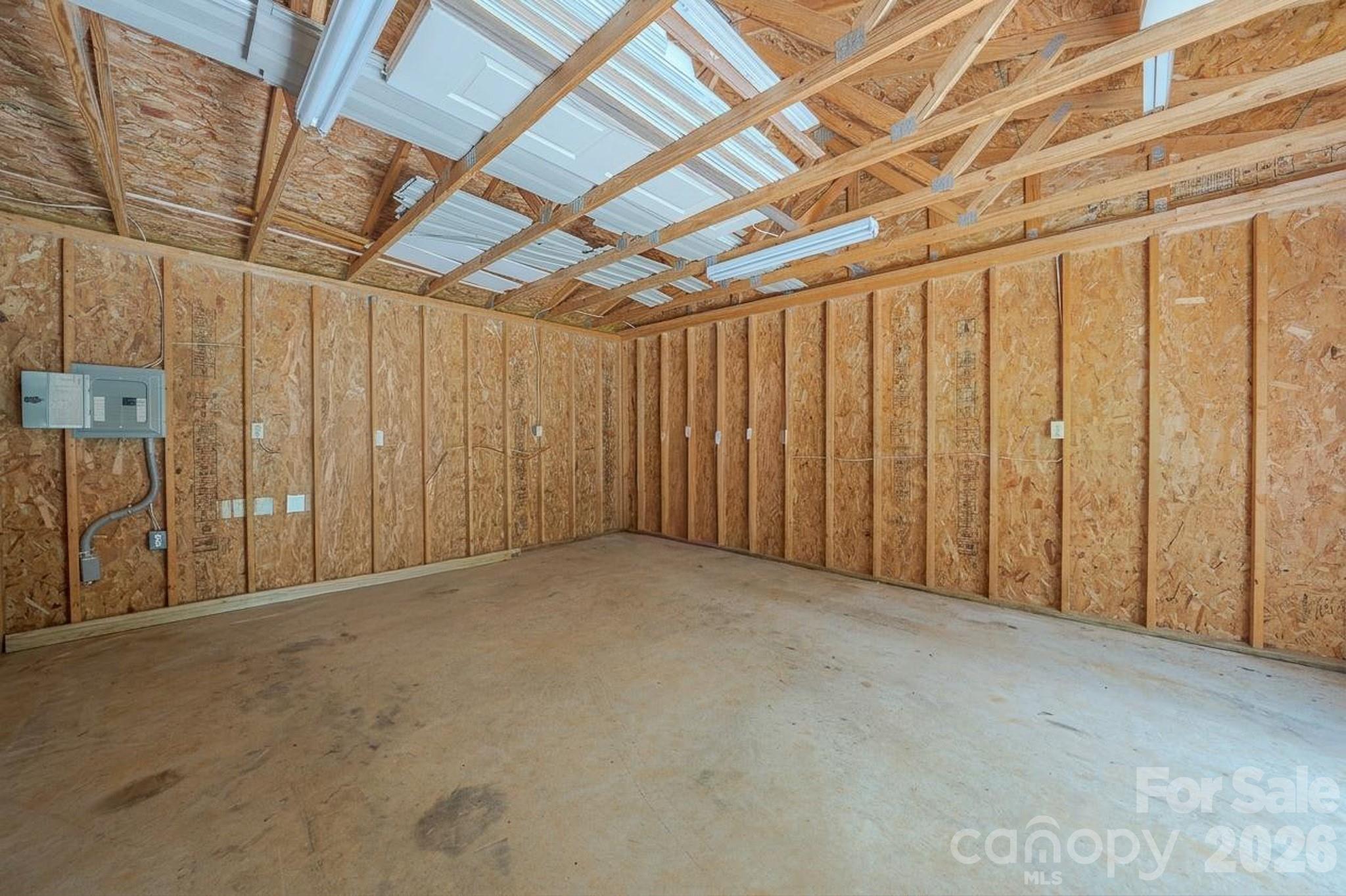 main property photo 39