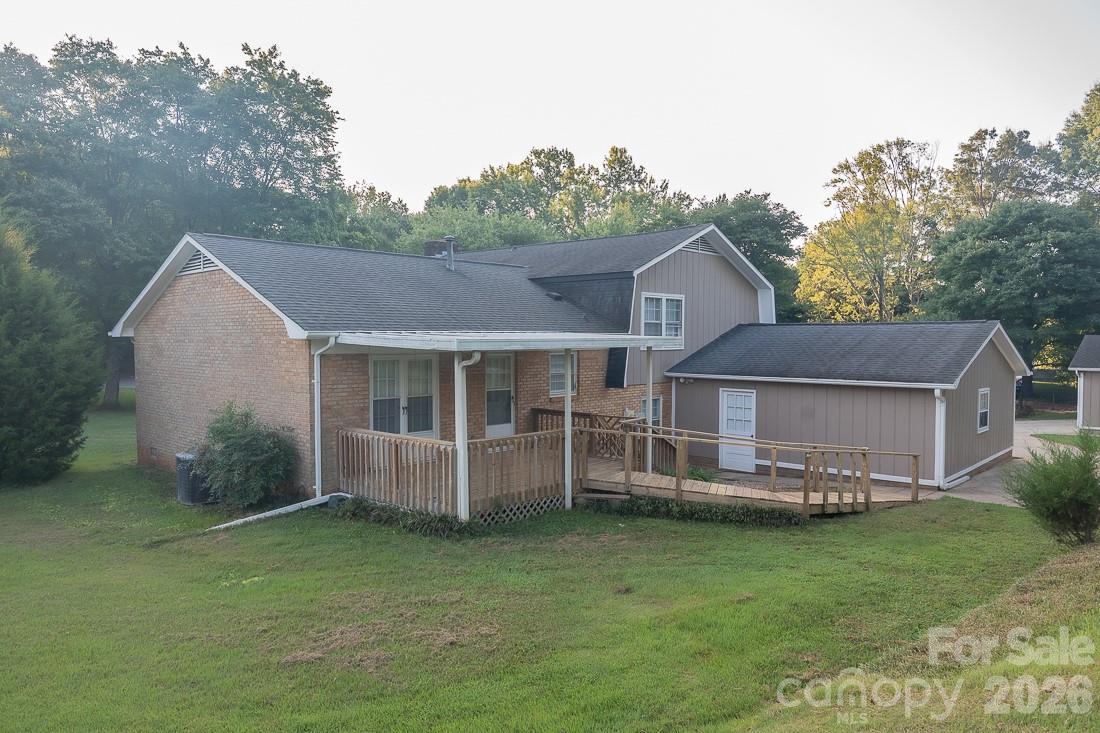 main property photo 29