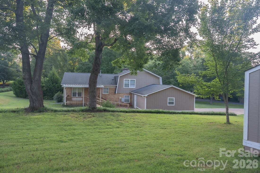 main property photo 33