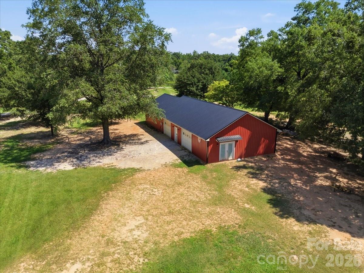 main property photo 36