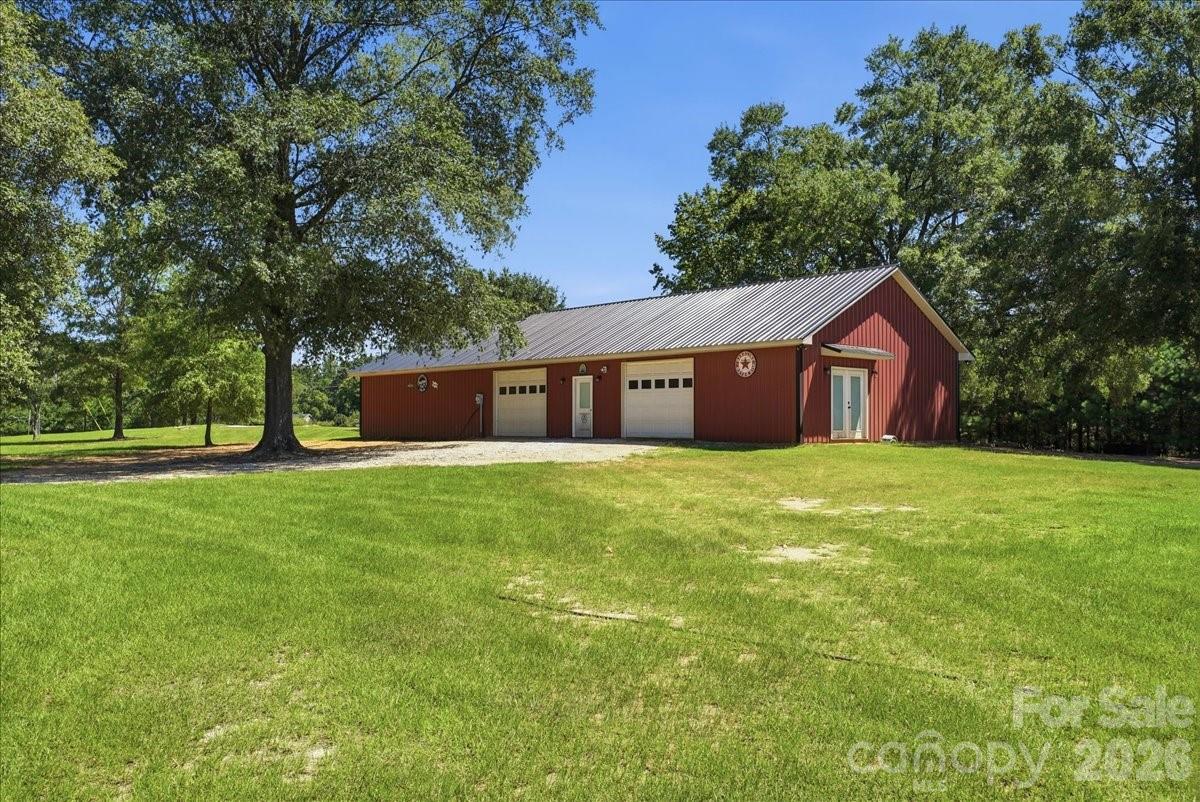 main property photo 37