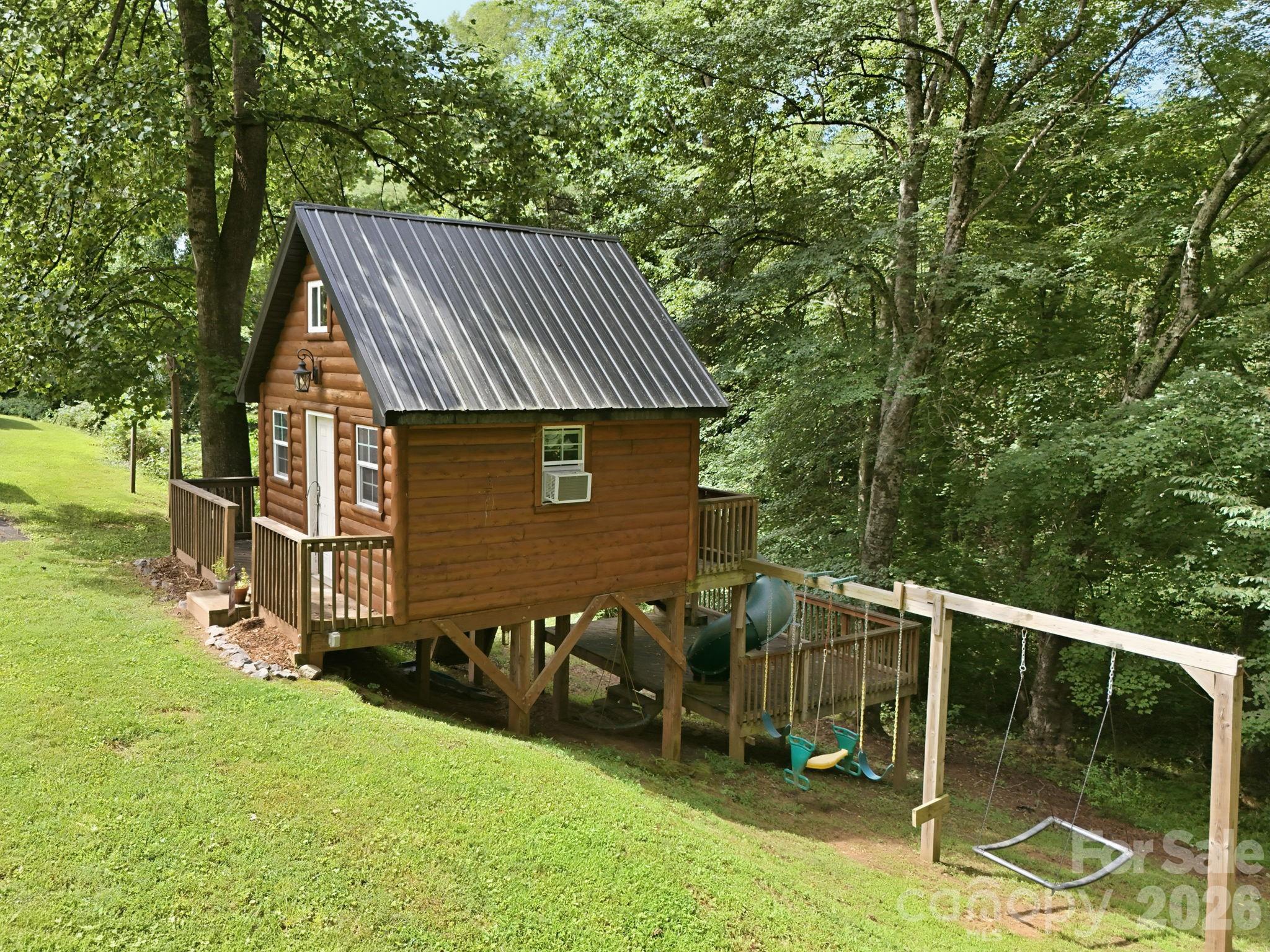 main property photo 18