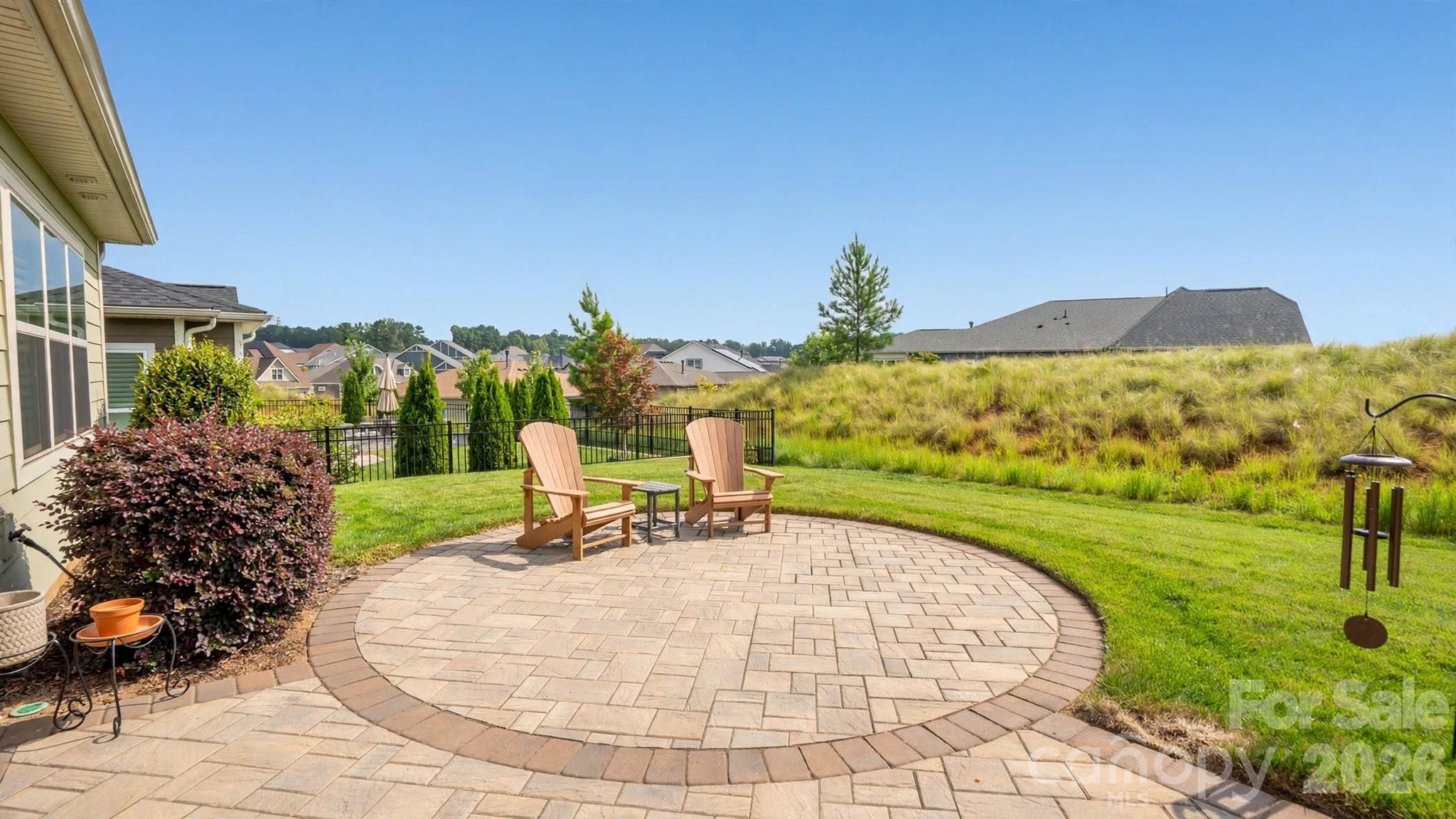 main property photo 16