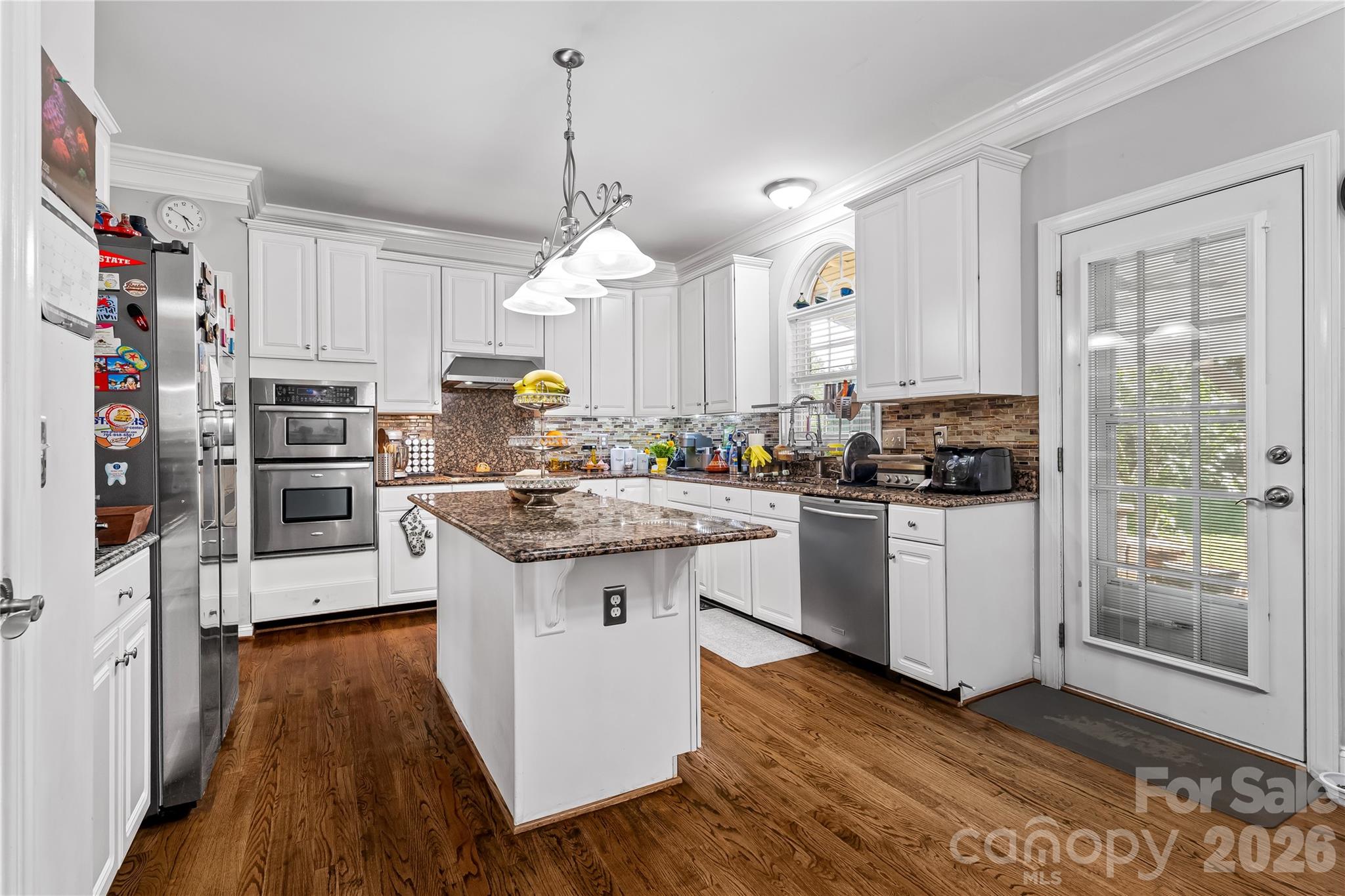 main property photo 15