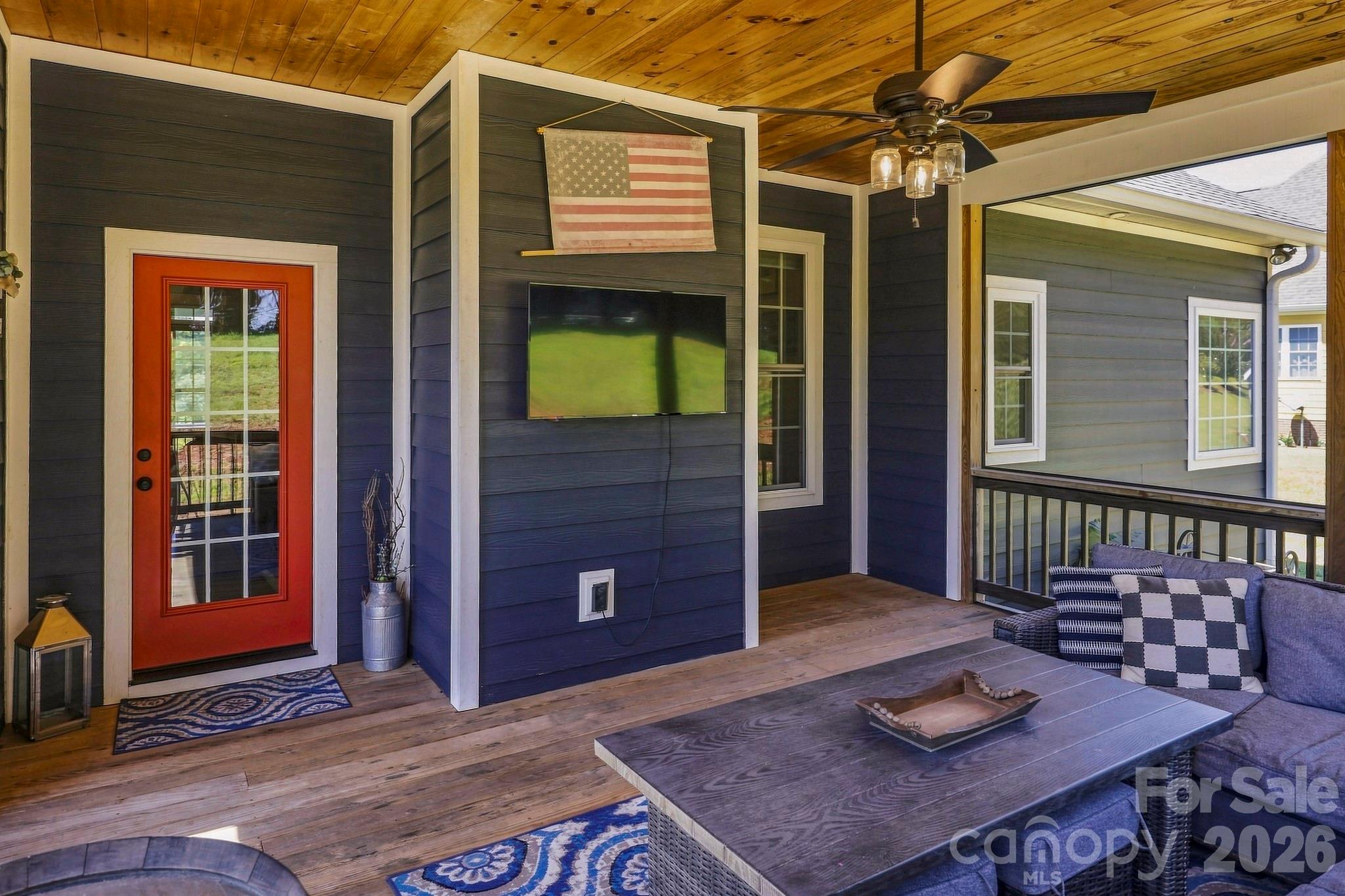 main property photo 17