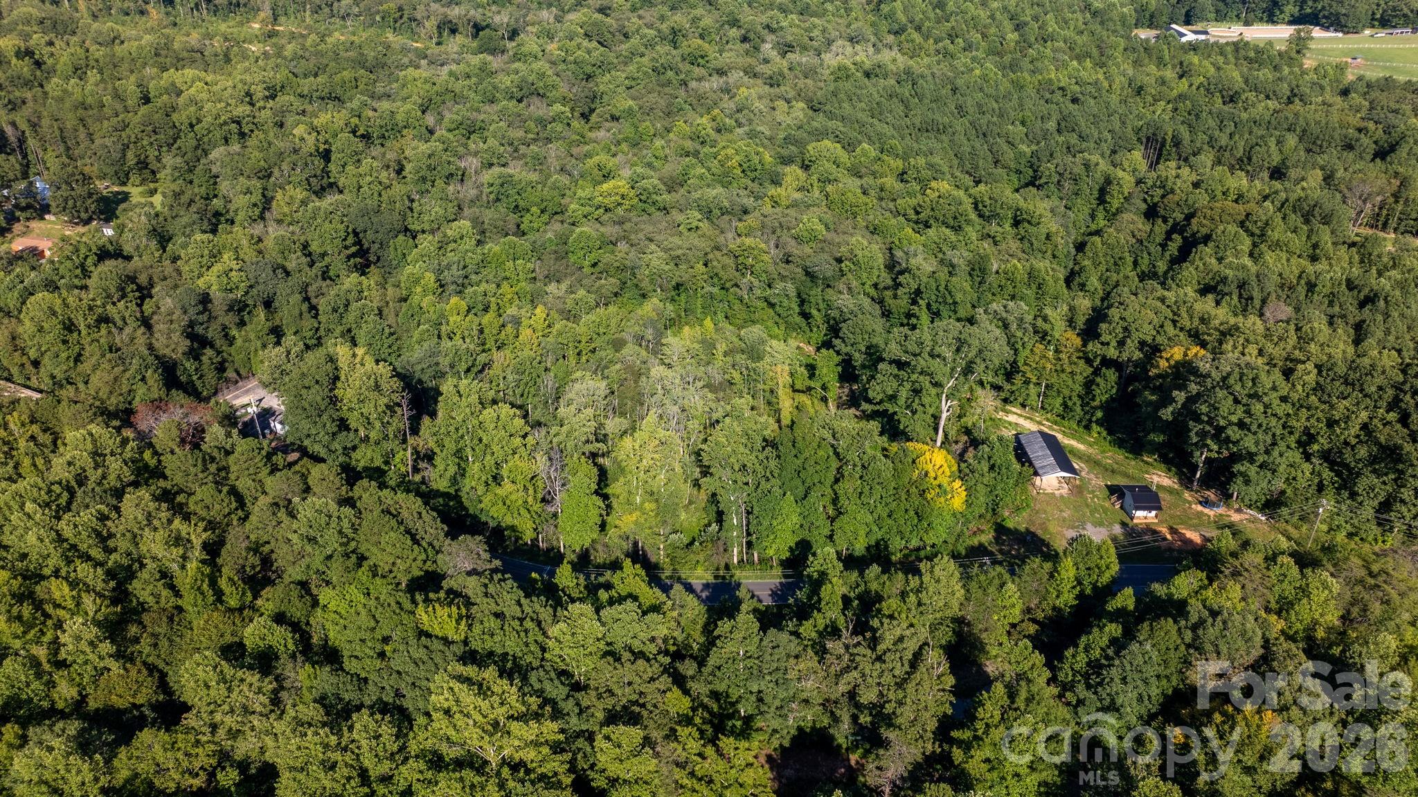 main property photo 18